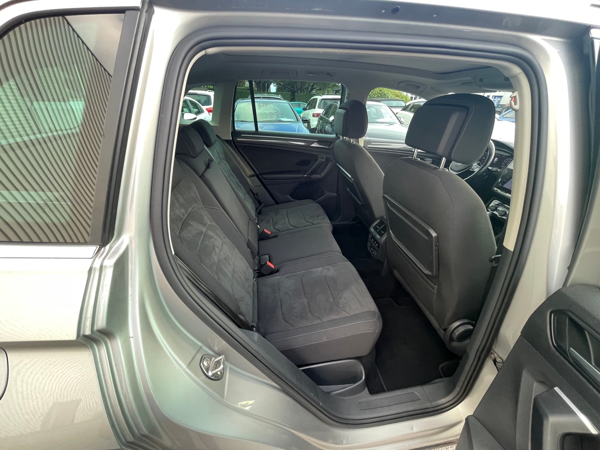 VW Tiguan 2.0TSI Highline 4Motion DSG-image-6