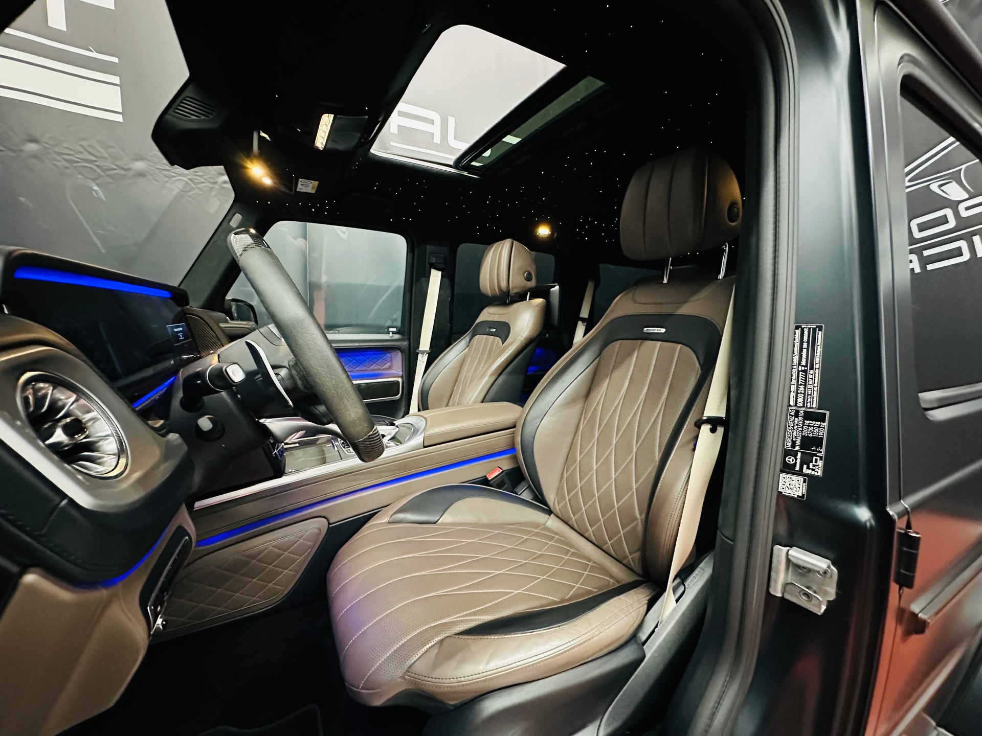 MERCEDES-BENZ G 63 AMG Speedshift Plus G-Tronic-image-13