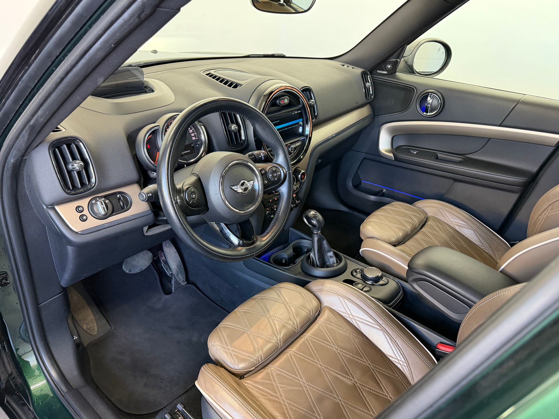 MINI Countryman Cooper S E ALL4 Steptronic-image-9