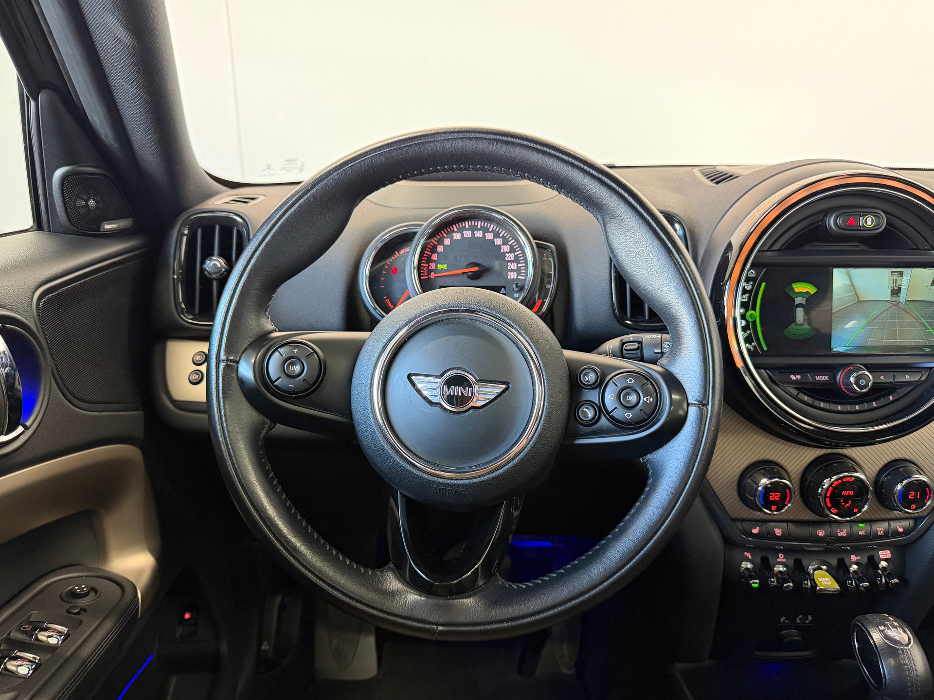 MINI Countryman Cooper S E ALL4 Steptronic-image-15