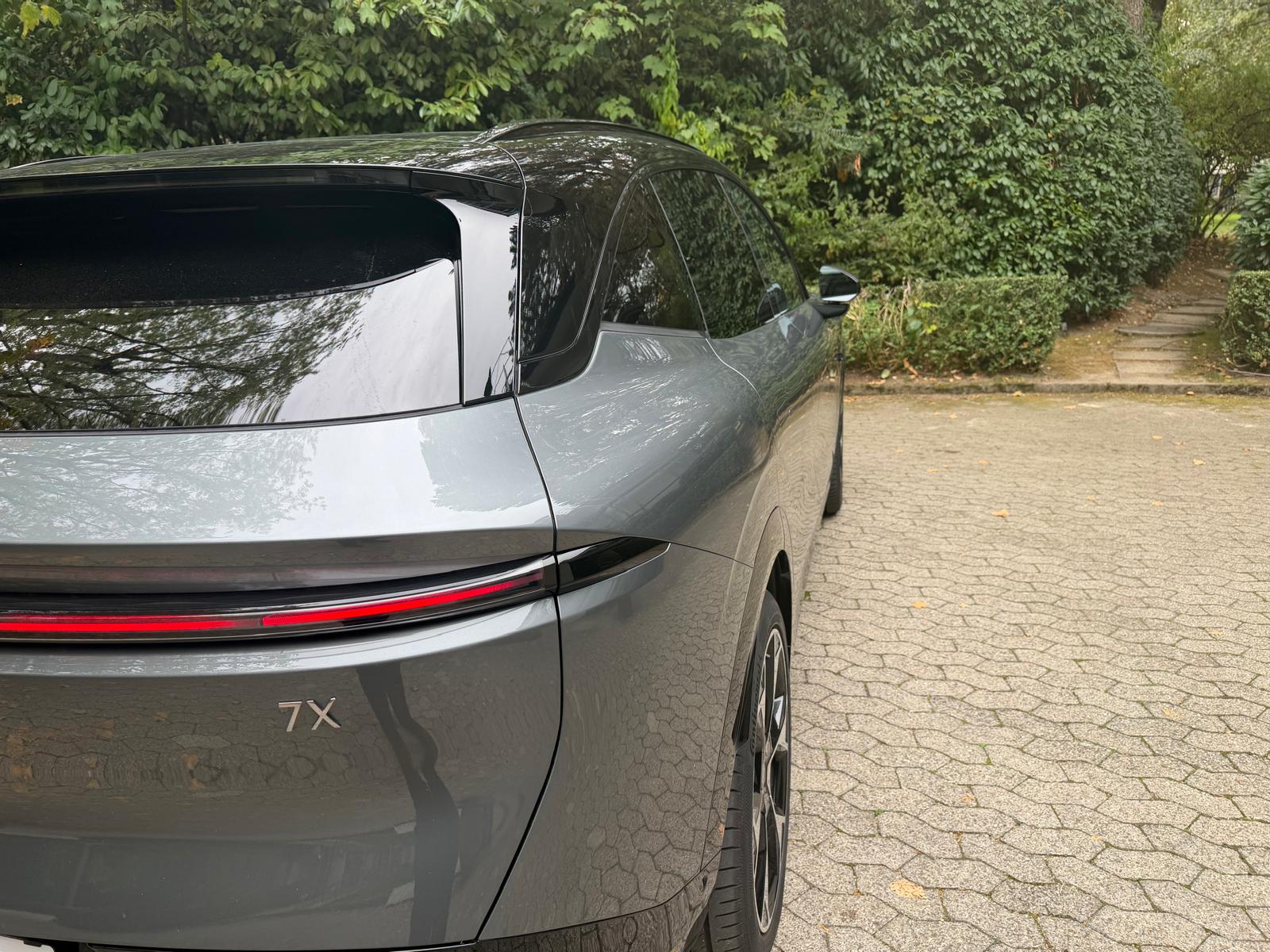 ZEEKR Privilege AWD-image-3