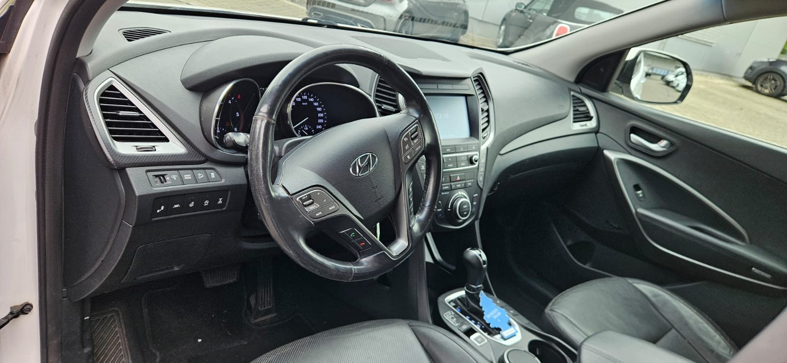 HYUNDAI Santa Fe 2.2 CRDI Vertex 4WD Automatic-image-1