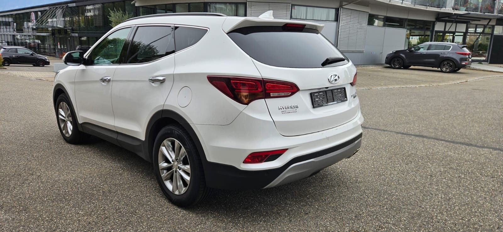 HYUNDAI Santa Fe 2.2 CRDI Vertex 4WD Automatic-image-5
