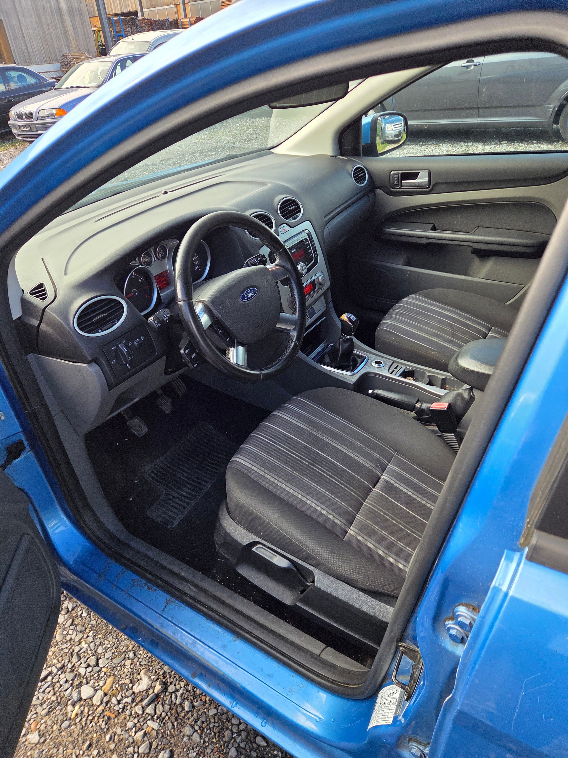 FORD Focus 1.8i Carving-image-5