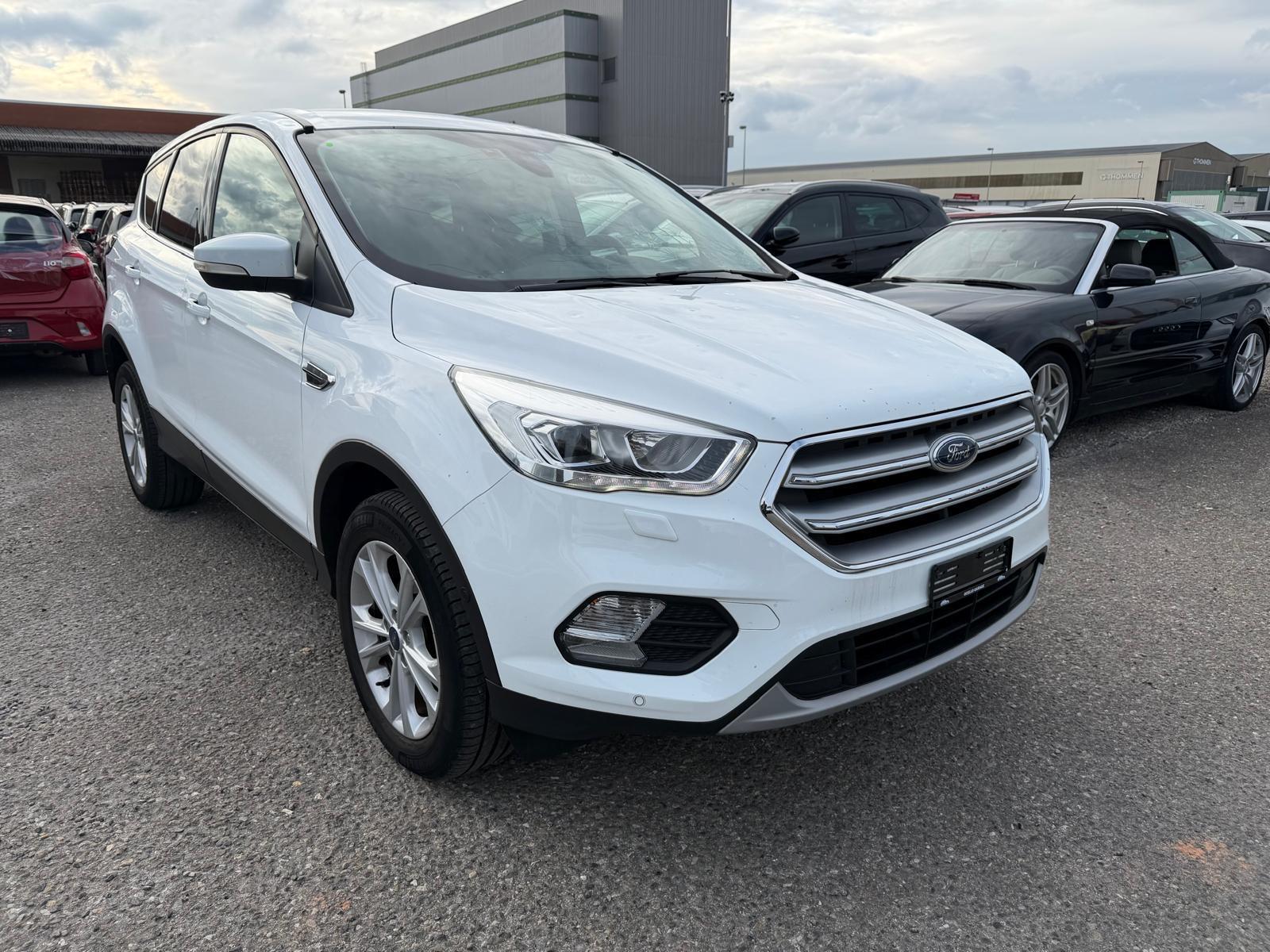 FORD Kuga 1.5 EcoB 150 Titanium 2WD-image-3