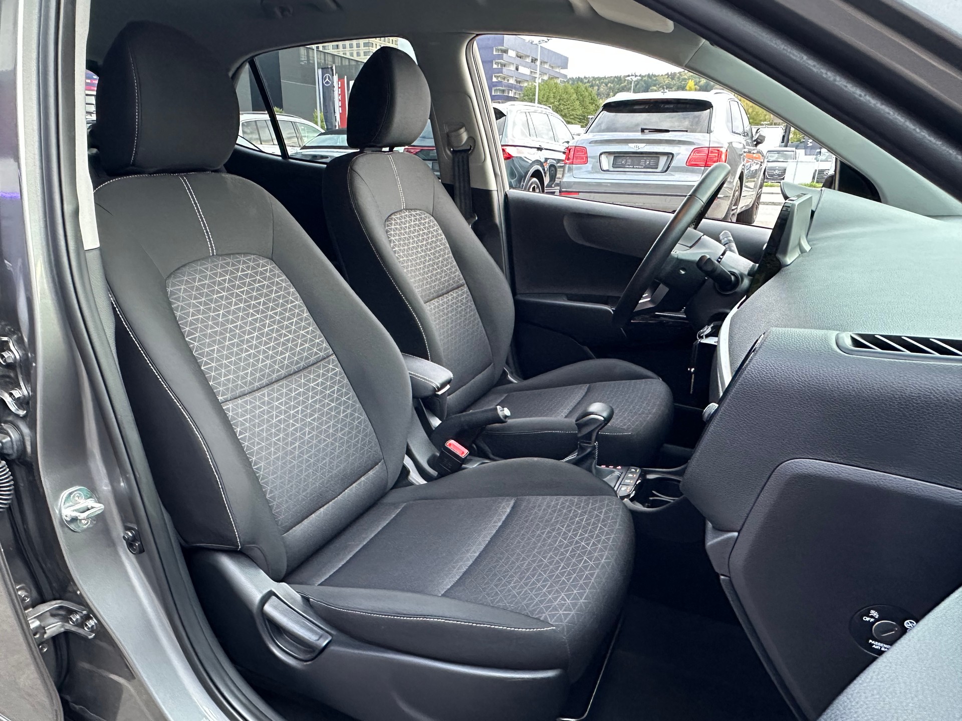KIA Picanto 1.0 CVVT First Edition AMT-image-25