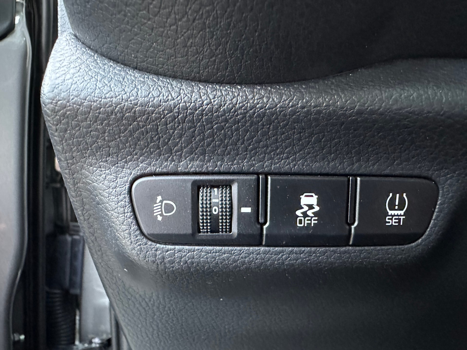 KIA Picanto 1.0 CVVT First Edition AMT-image-27