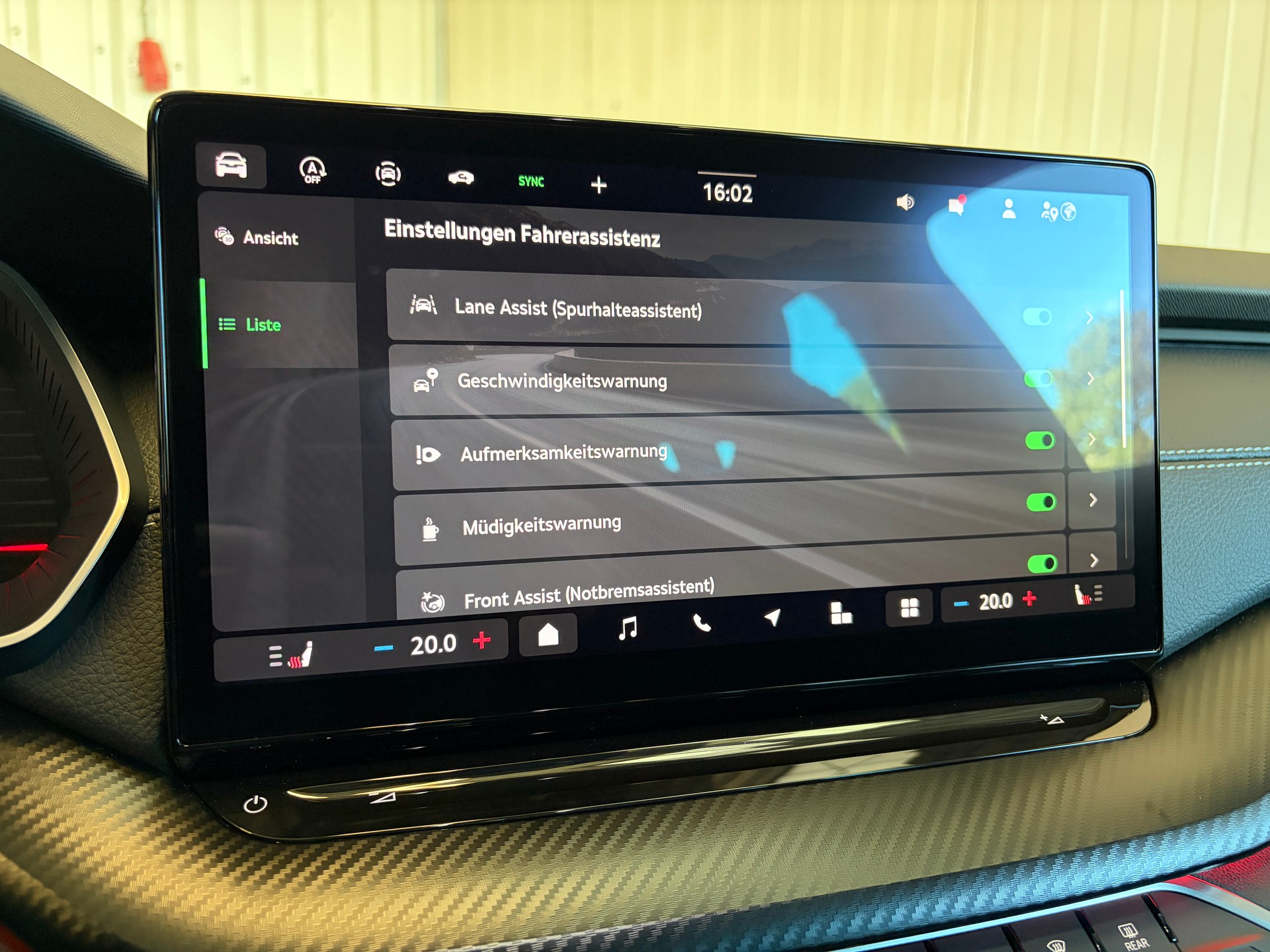 SKODA Octavia Kombi 1.5 TSI mHEV DSG Sportline SPORTSCHALENSITZE ANHÄNGEKUPPLUNG - HERSTELLERGARANTIE BIS 2029!-image-12
