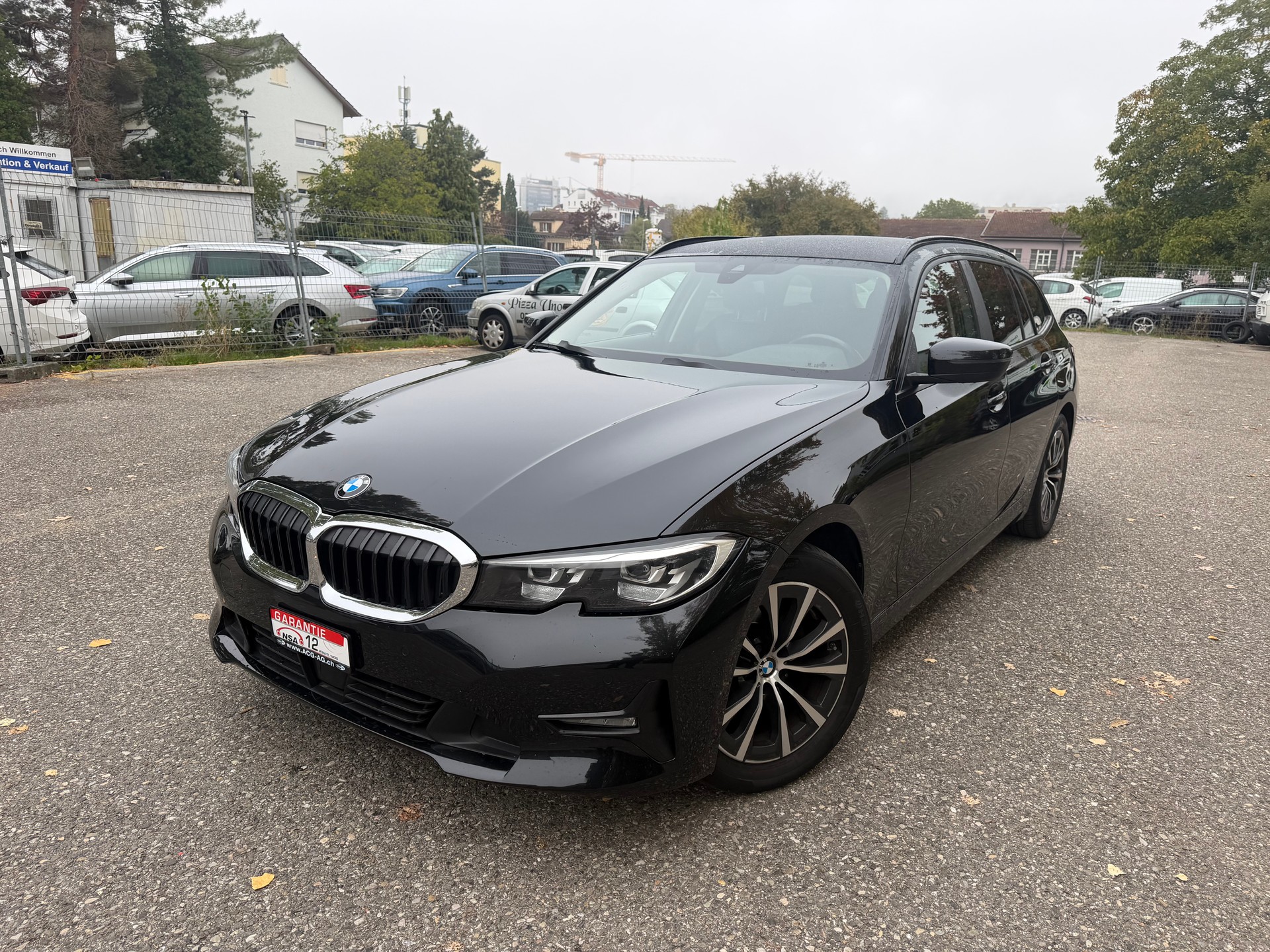 BMW 320d xDrive 48V Touring Steptronic * Teil-Leder * Gr. Navi * LED * PDC V&H * Tempomat * Frisch Ab MFK-image-0
