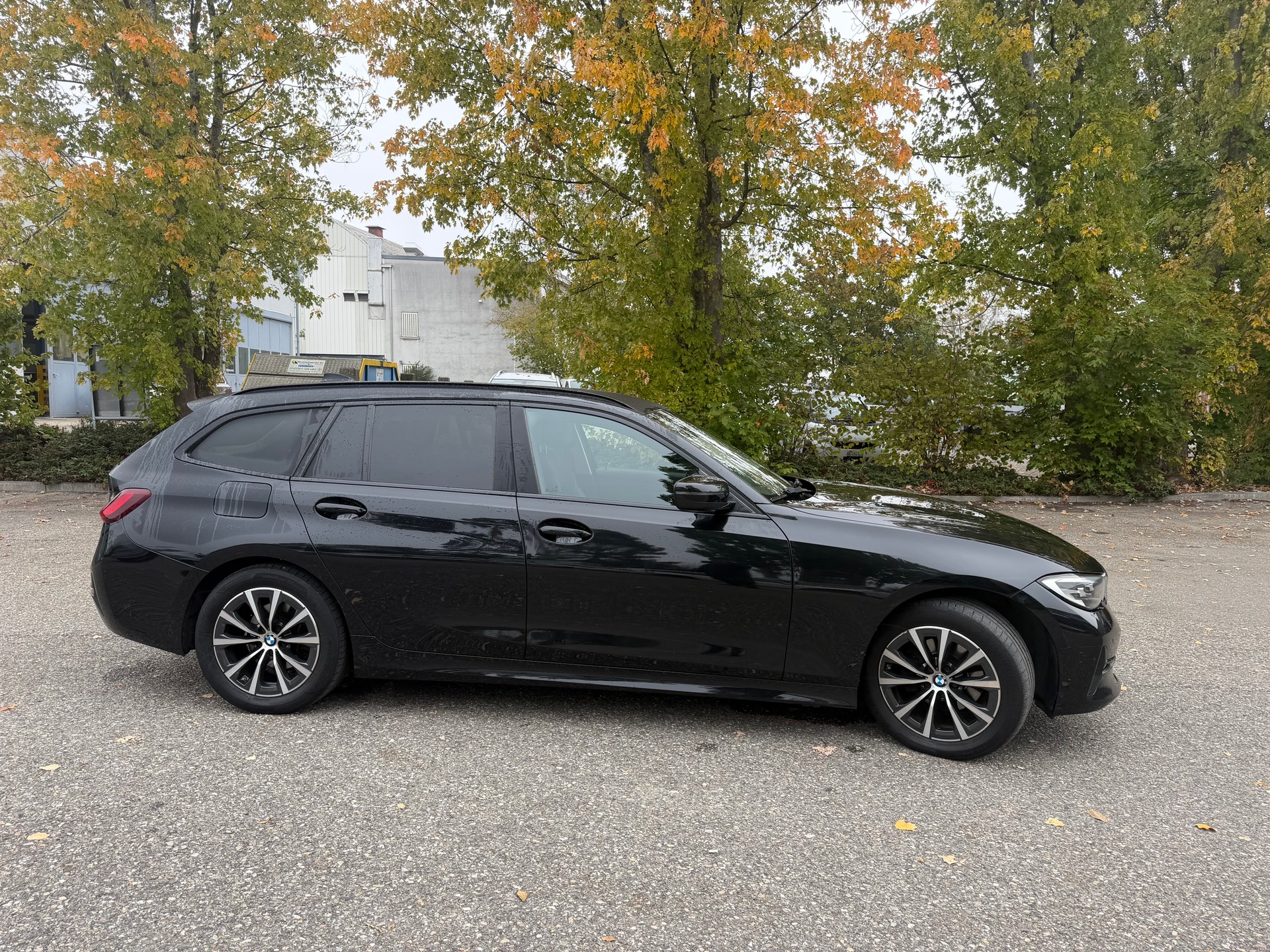 BMW 320d xDrive 48V Touring Steptronic * Teil-Leder * Gr. Navi * LED * PDC V&H * Tempomat * Frisch Ab MFK-image-11