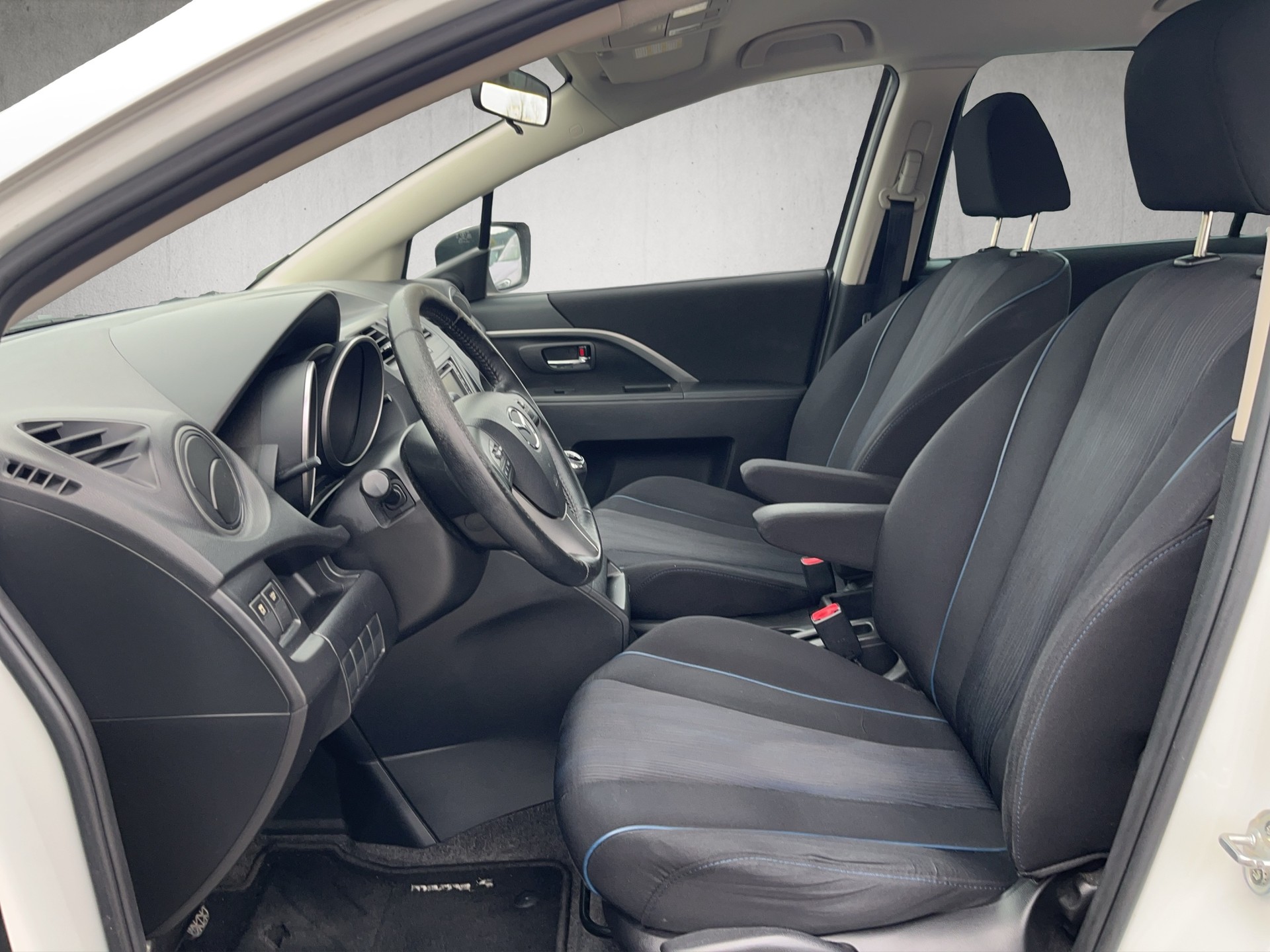 MAZDA 5 2.0 16V Exclusive-image-9