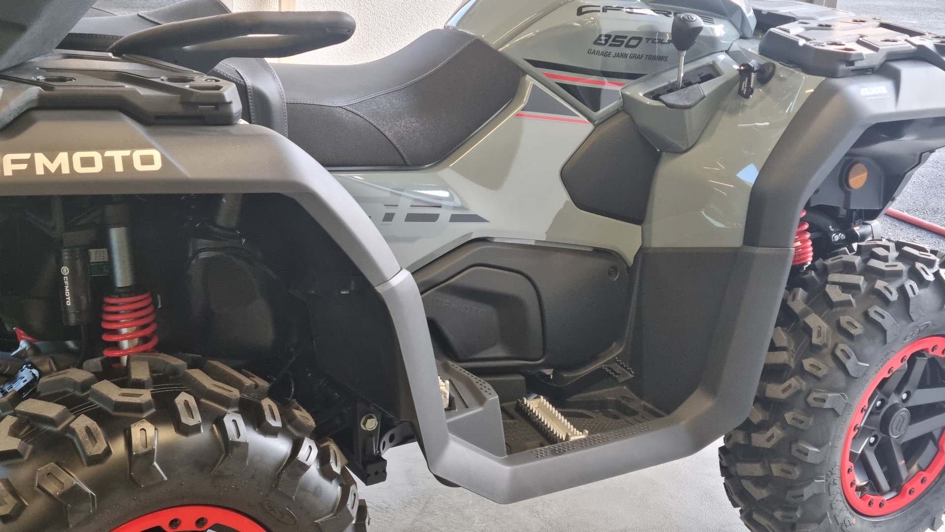 CF MOTO Ab MFK mit L7e Kleinmotorfahrzeug-showroom-element-2