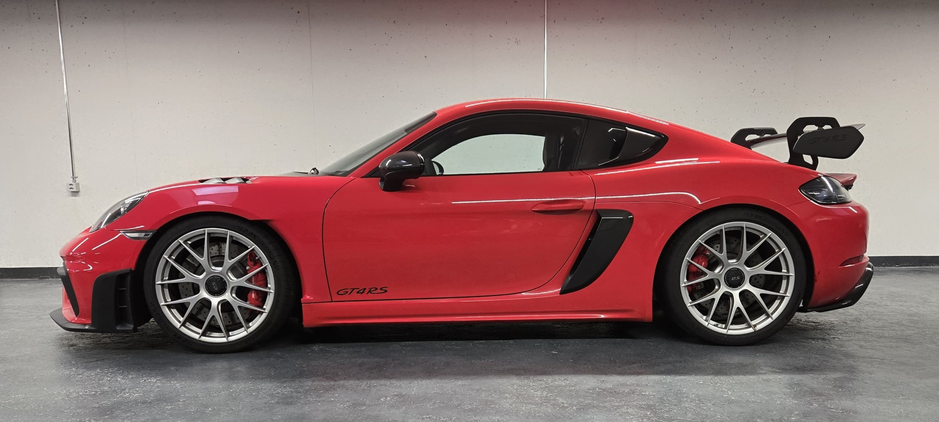 PORSCHE 718 Cayman GT4 RS PDK