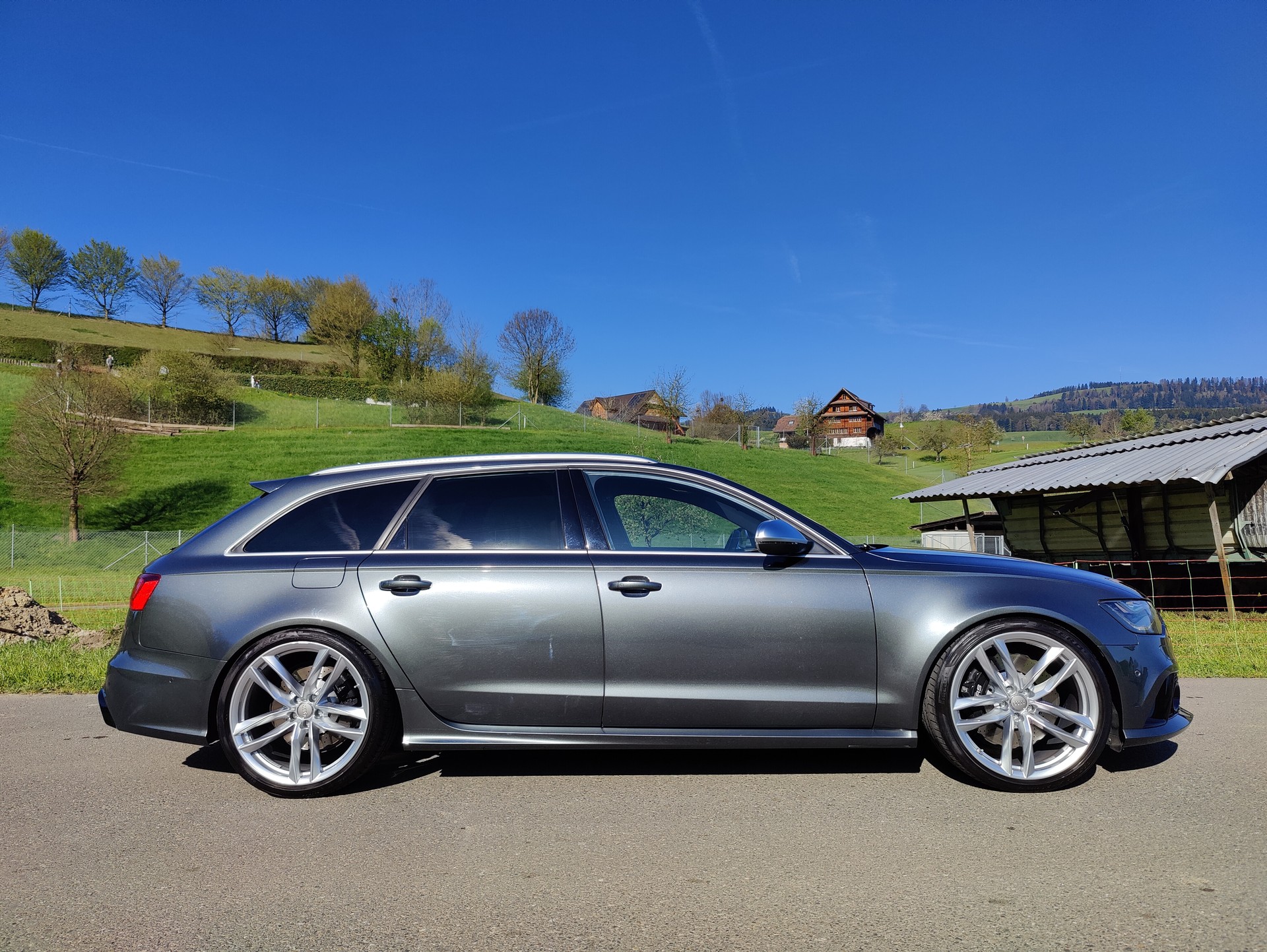 AUDI RS6 Avant 4.0 TFSI V8 quattro Tiptronic-image-8