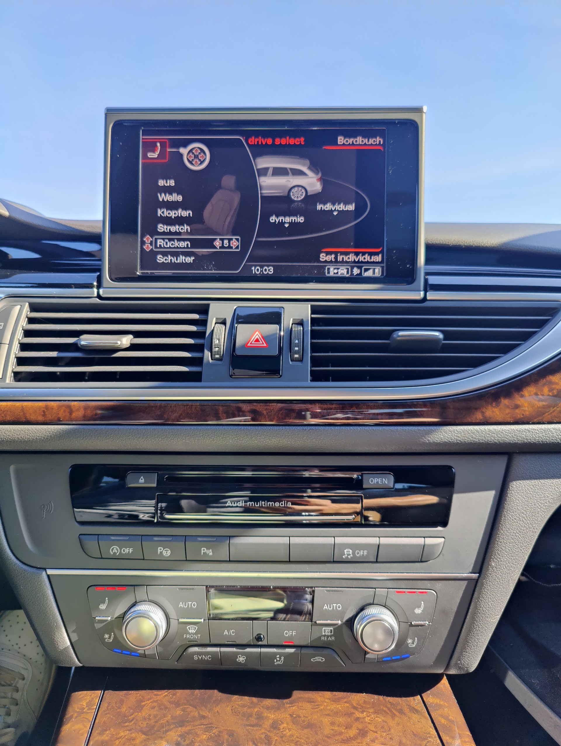 AUDI RS6 Avant 4.0 TFSI V8 quattro Tiptronic-image-16