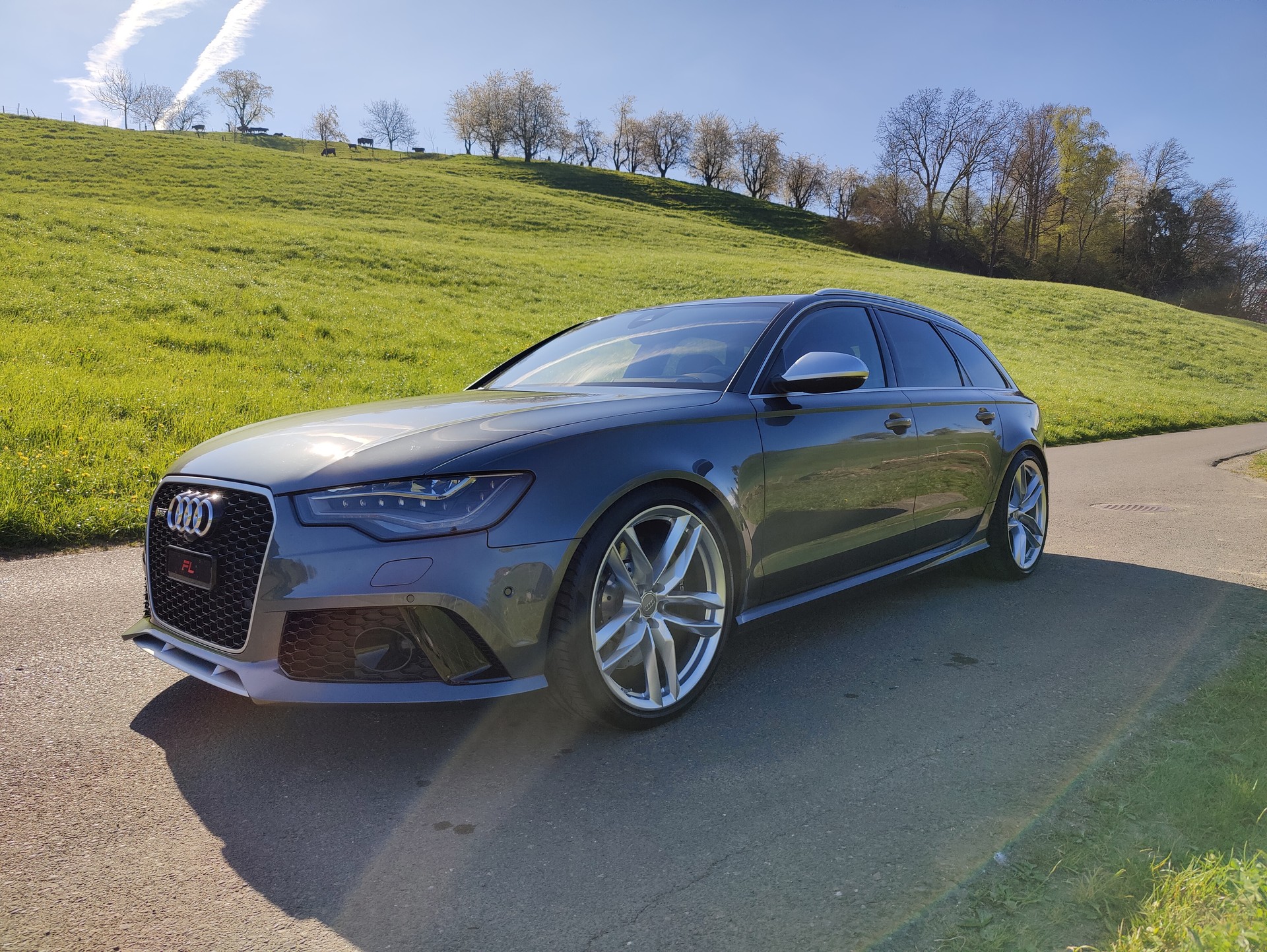 AUDI RS6 Avant 4.0 TFSI V8 quattro Tiptronic-image-2