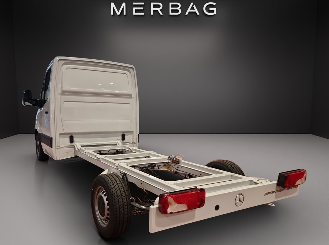 MERCEDES-BENZ Sprinter 315 CDI Standard FWD-image-5