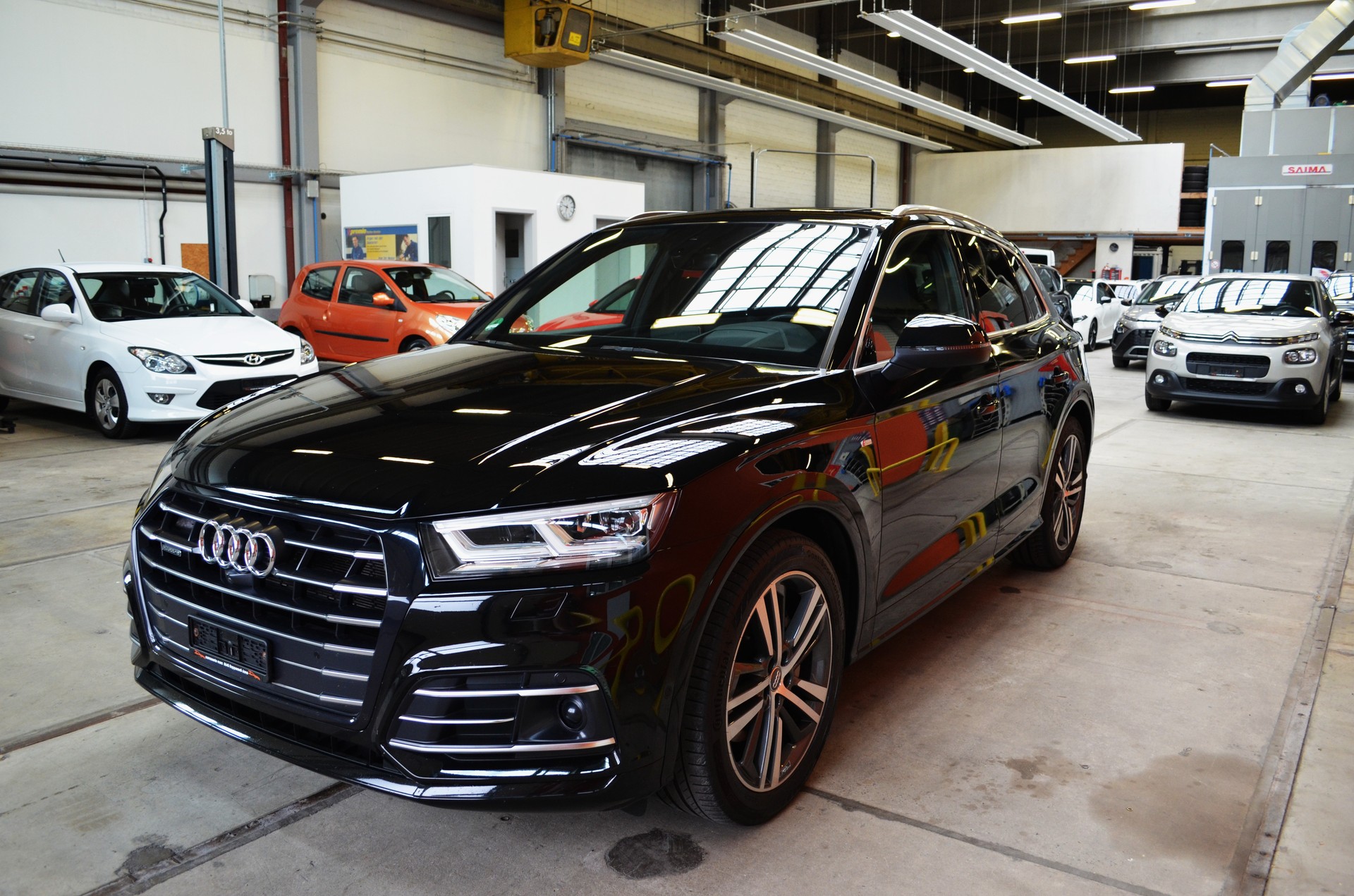 AUDI Q5 55 TFSI e sport quattro-image-2