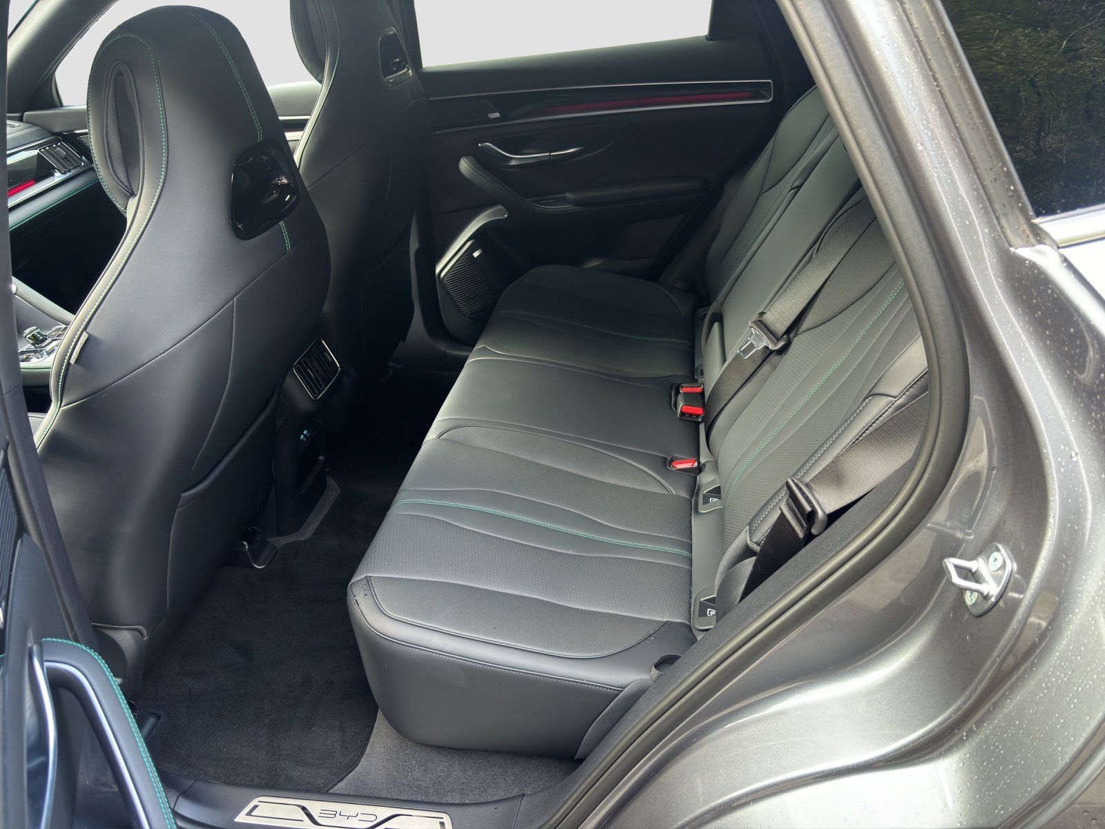 BYD Seal U DM-i Design AWD-image-6