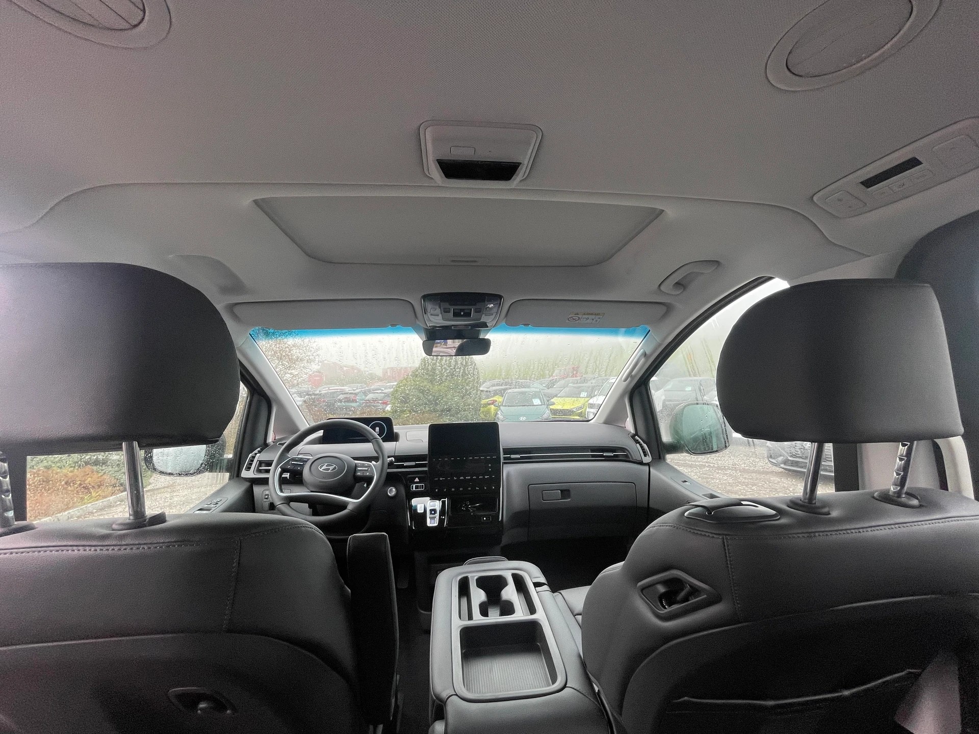 HYUNDAI Staria Wagon 1.6 T-GDi HEV Vertex A-image-3
