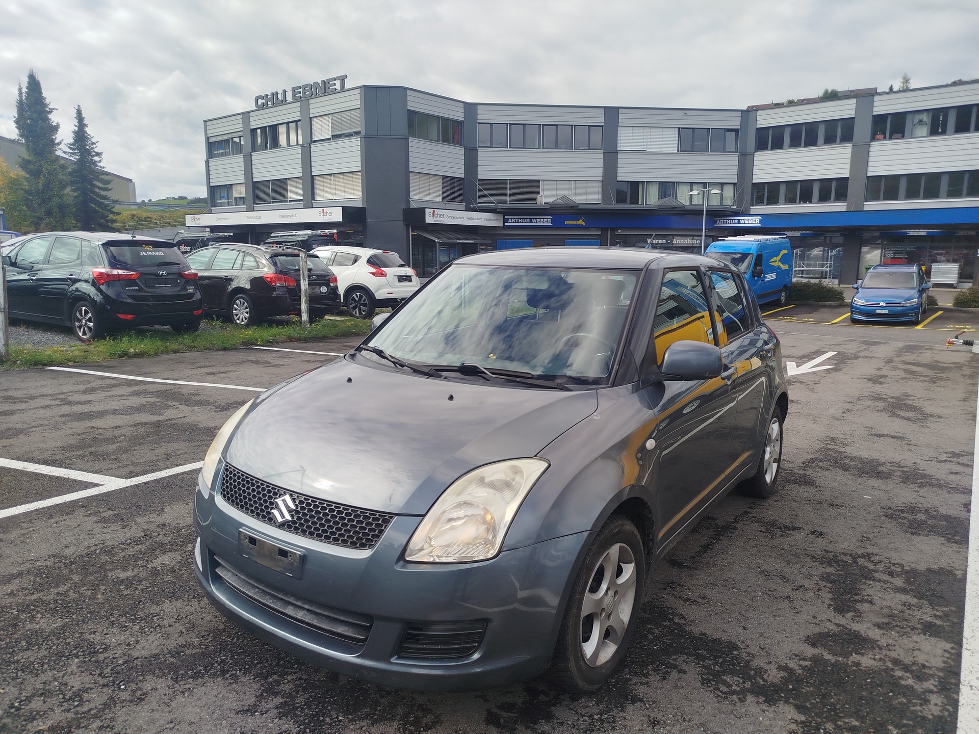 SUZUKI Swift 1.3i 16V GL 4x4-image-1