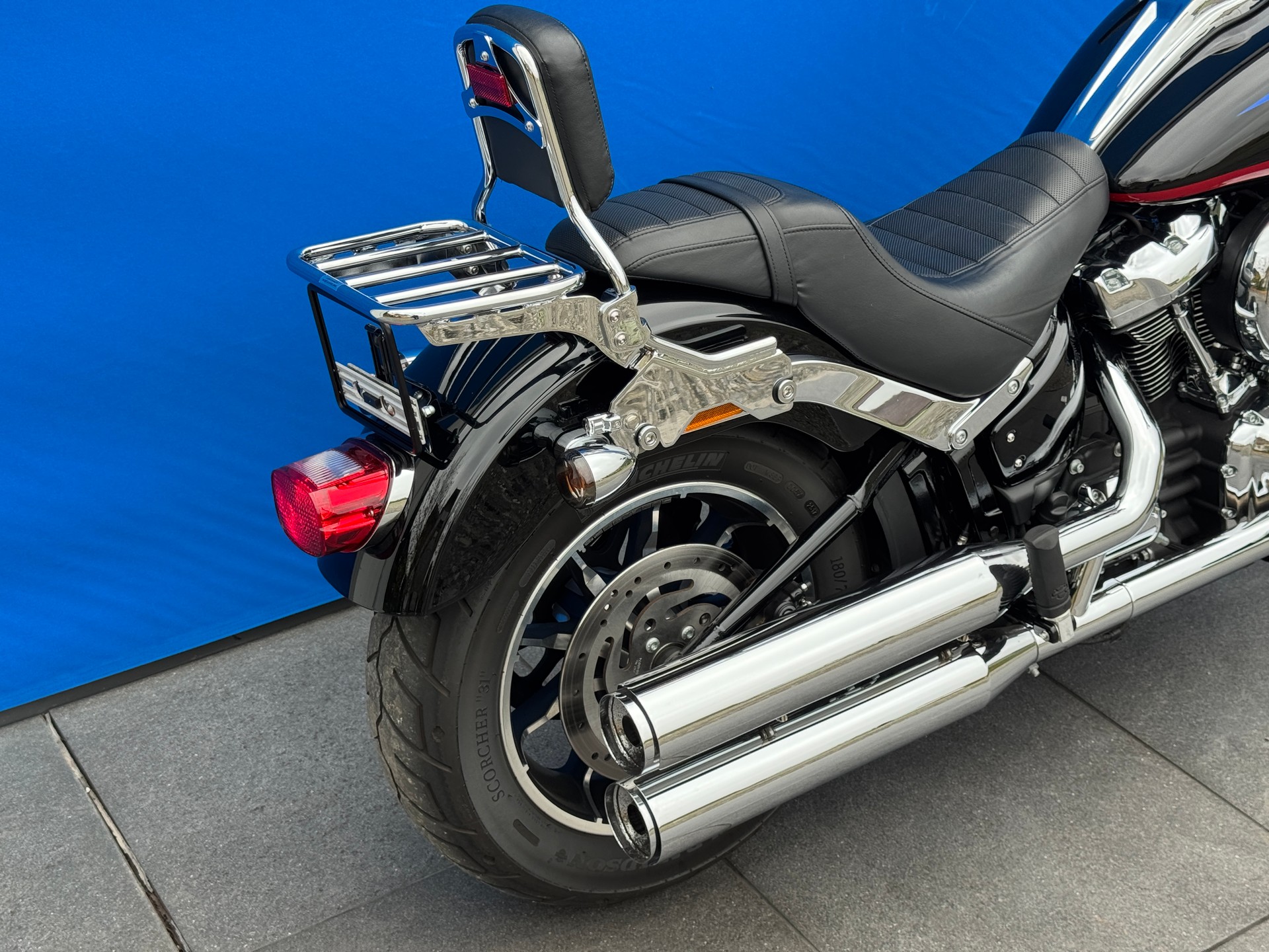 HARLEY-DAVIDSON FXLR Low Rider 107 ABS-showroom-element-2