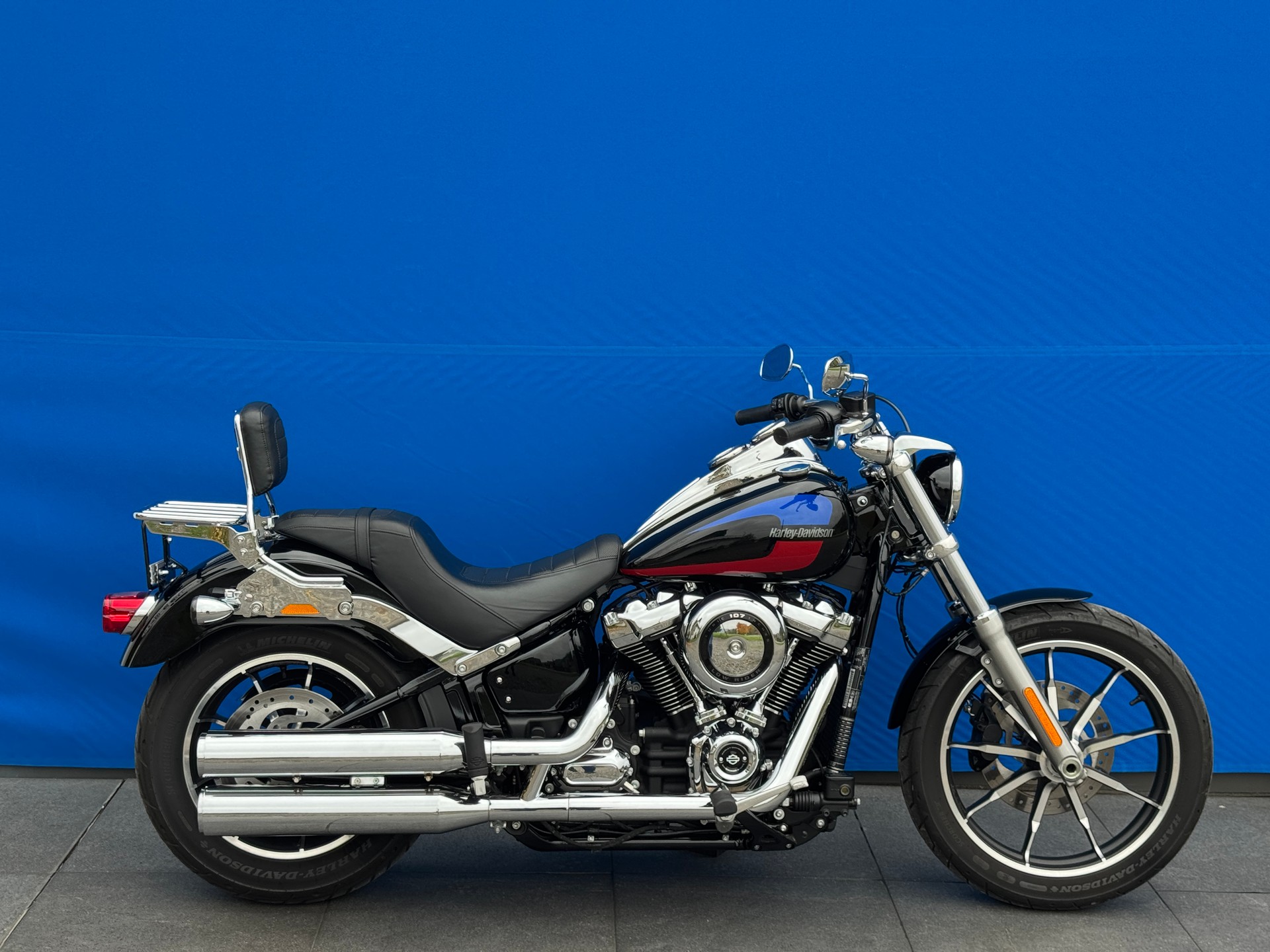 HARLEY-DAVIDSON FXLR Low Rider 107 ABS
