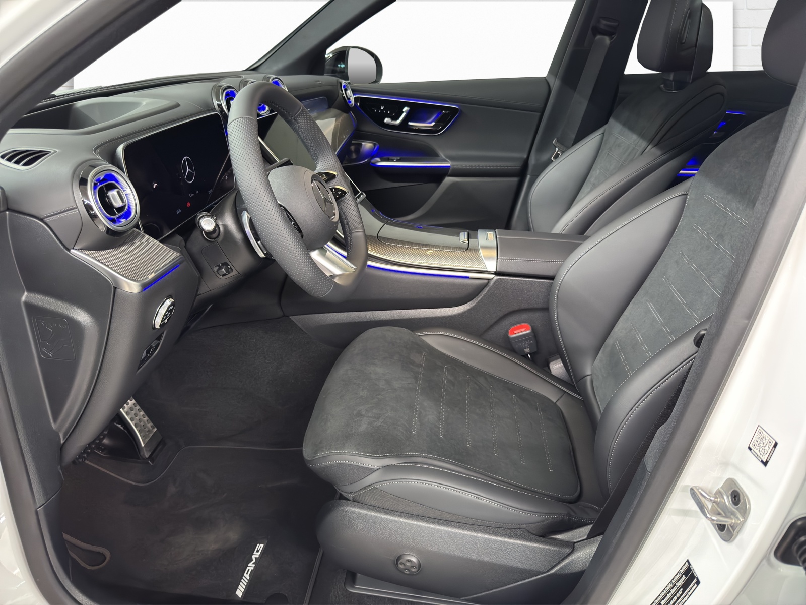MERCEDES-BENZ GLC 220 d AMG Line 4Matic-image-6