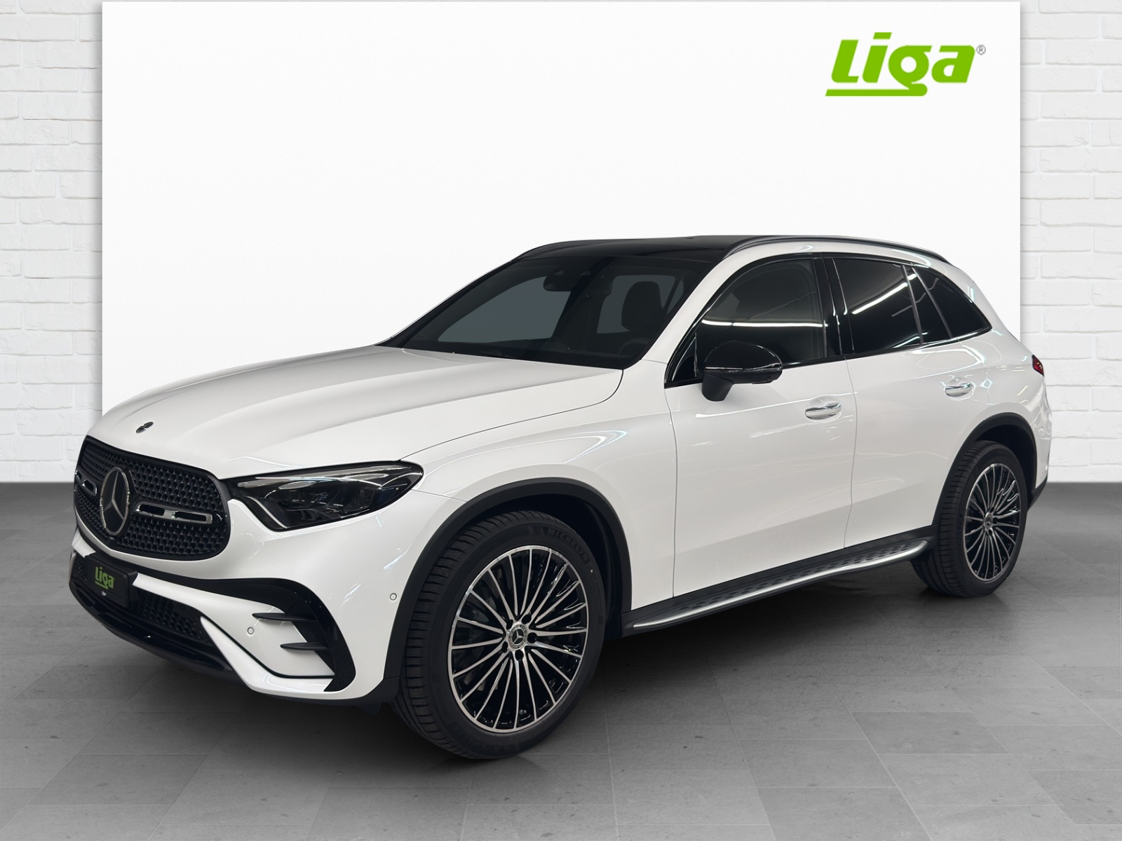 MERCEDES-BENZ GLC 220 d AMG Line 4Matic-image-1