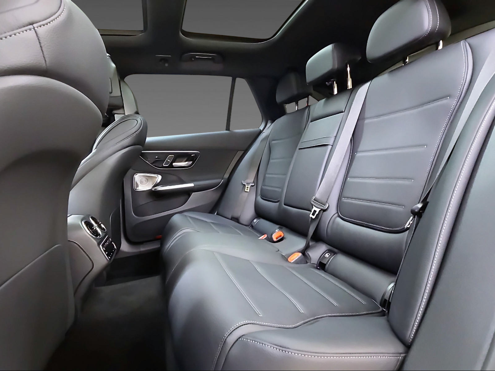 MERCEDES-BENZ C 300 4Matic T-Modell-image-10