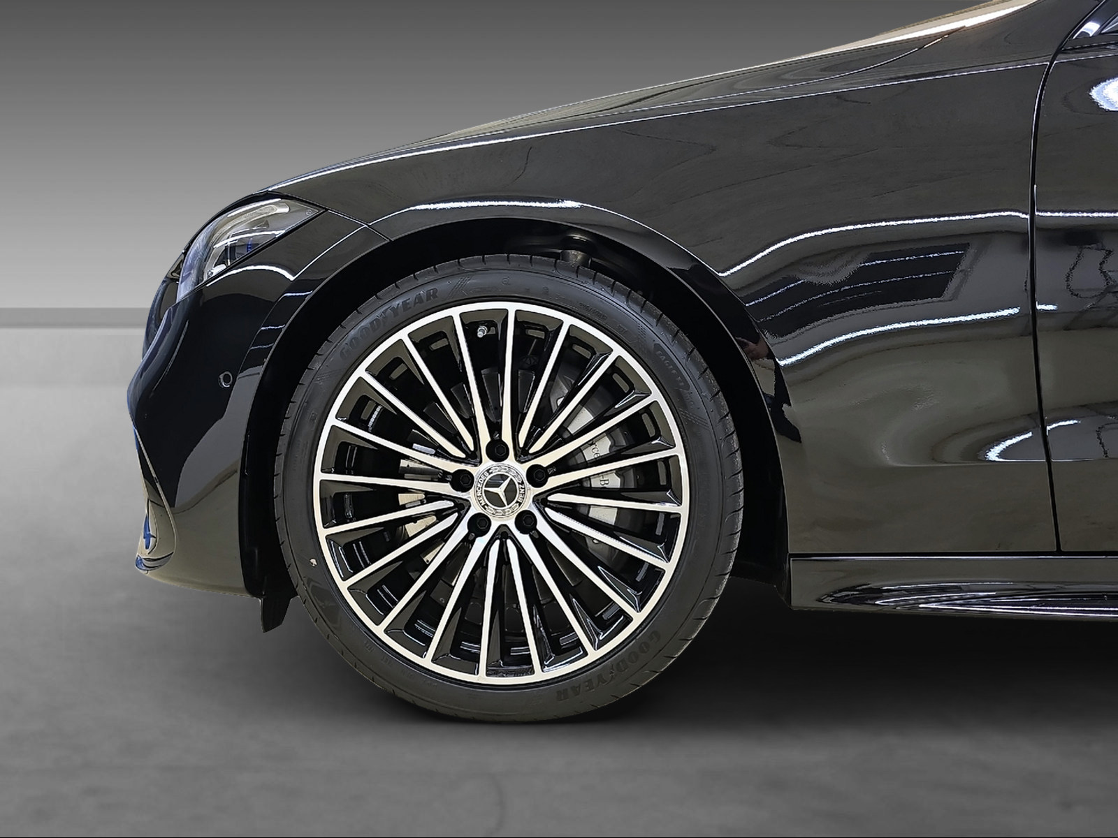 MERCEDES-BENZ C 300 4Matic T-Modell-image-5