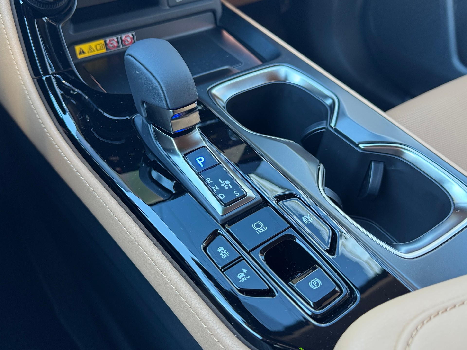 LEXUS NX 350h E-FOUR Comfort-image-22
