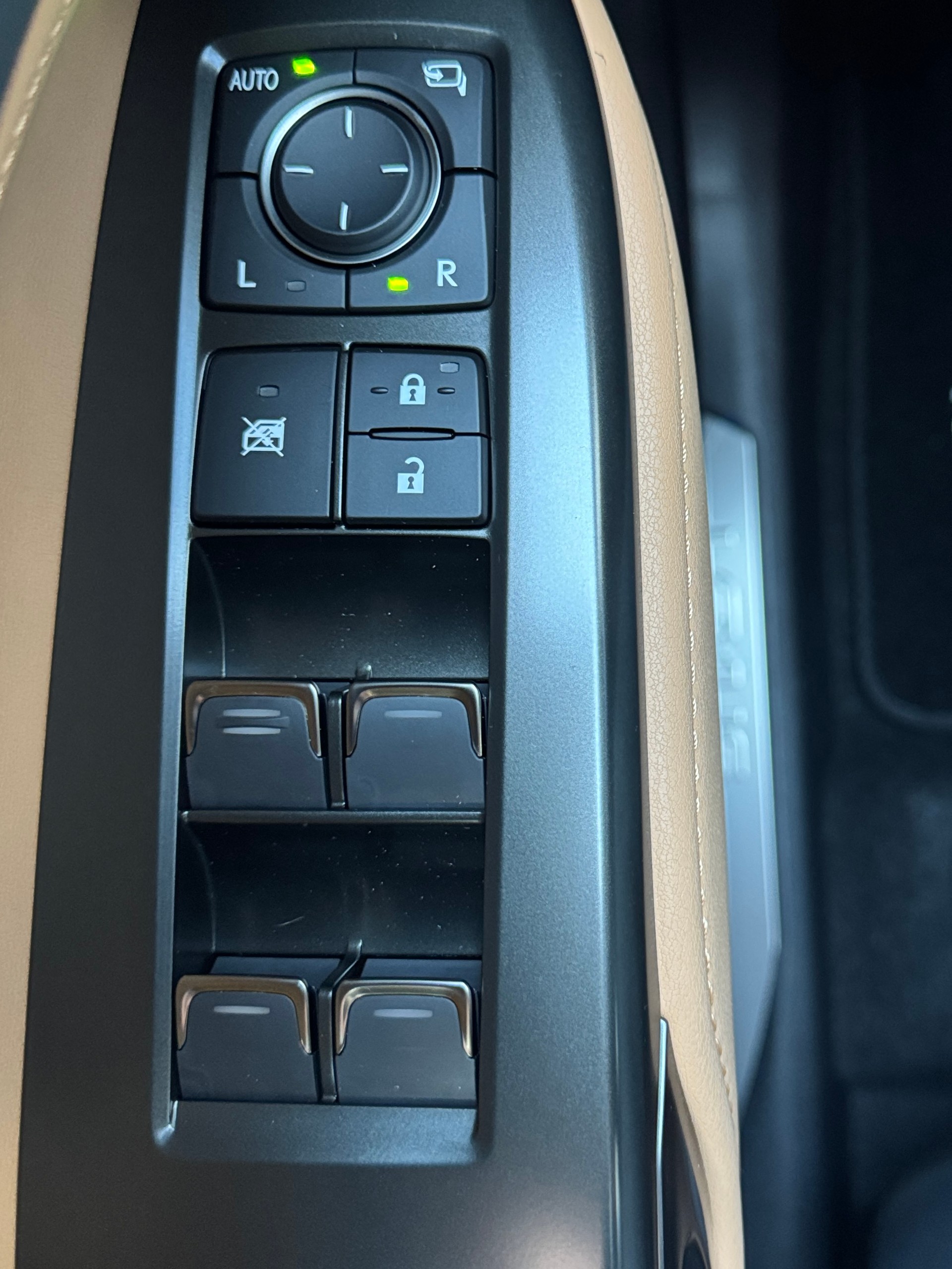 LEXUS NX 350h E-FOUR Comfort-image-20