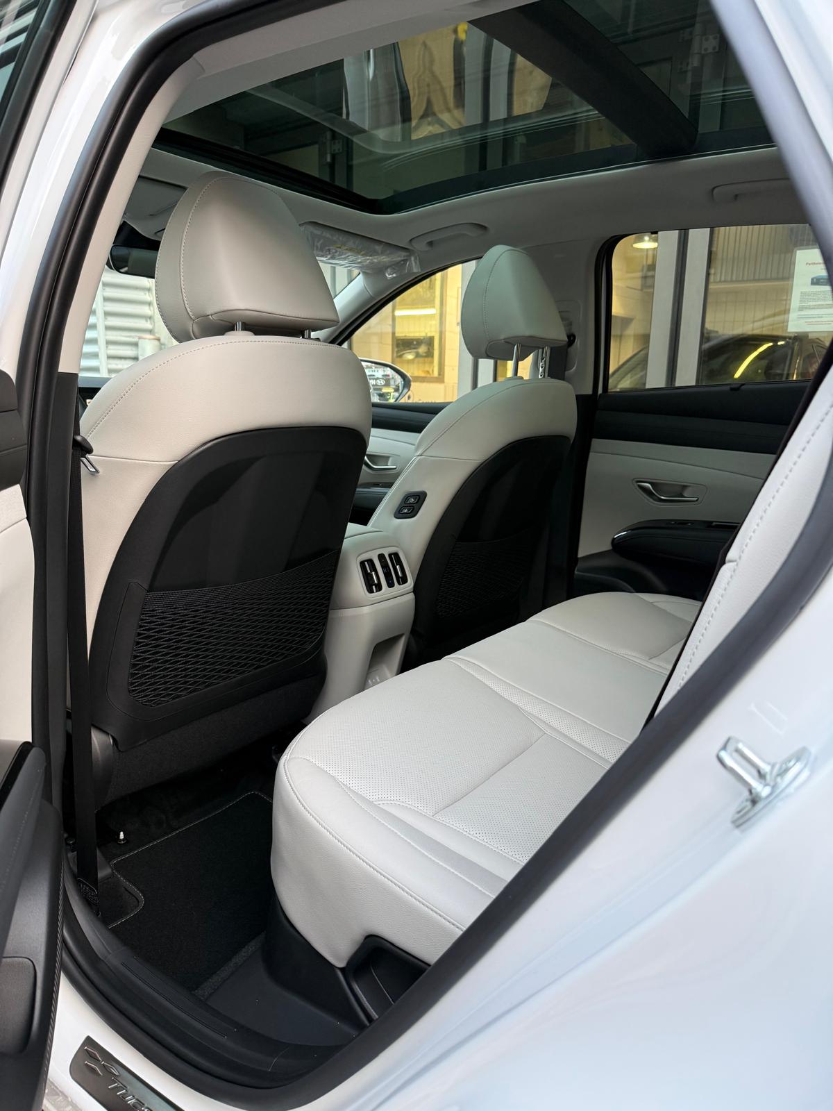HYUNDAI Tucson 1.6 T-GDi HEV Vertex Swiss Edition 4WD-image-12