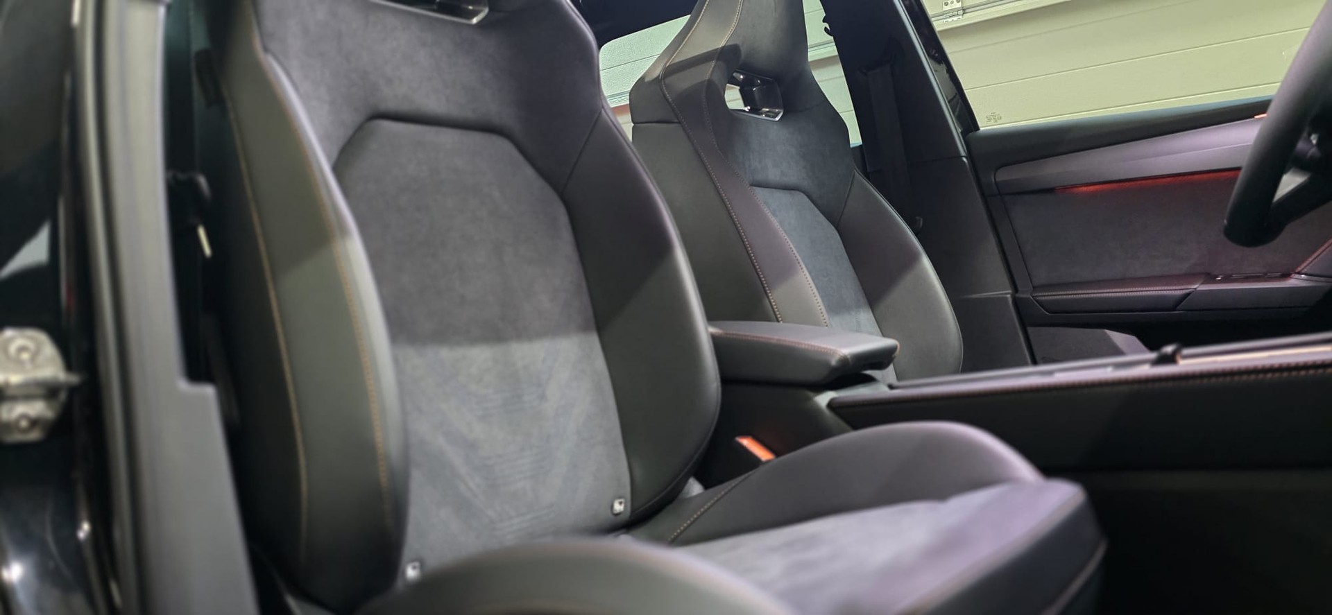 CUPRA LEON ST 2.0 TSI VZ DSG 4Drive + *Anhängerkupplung*-image-26