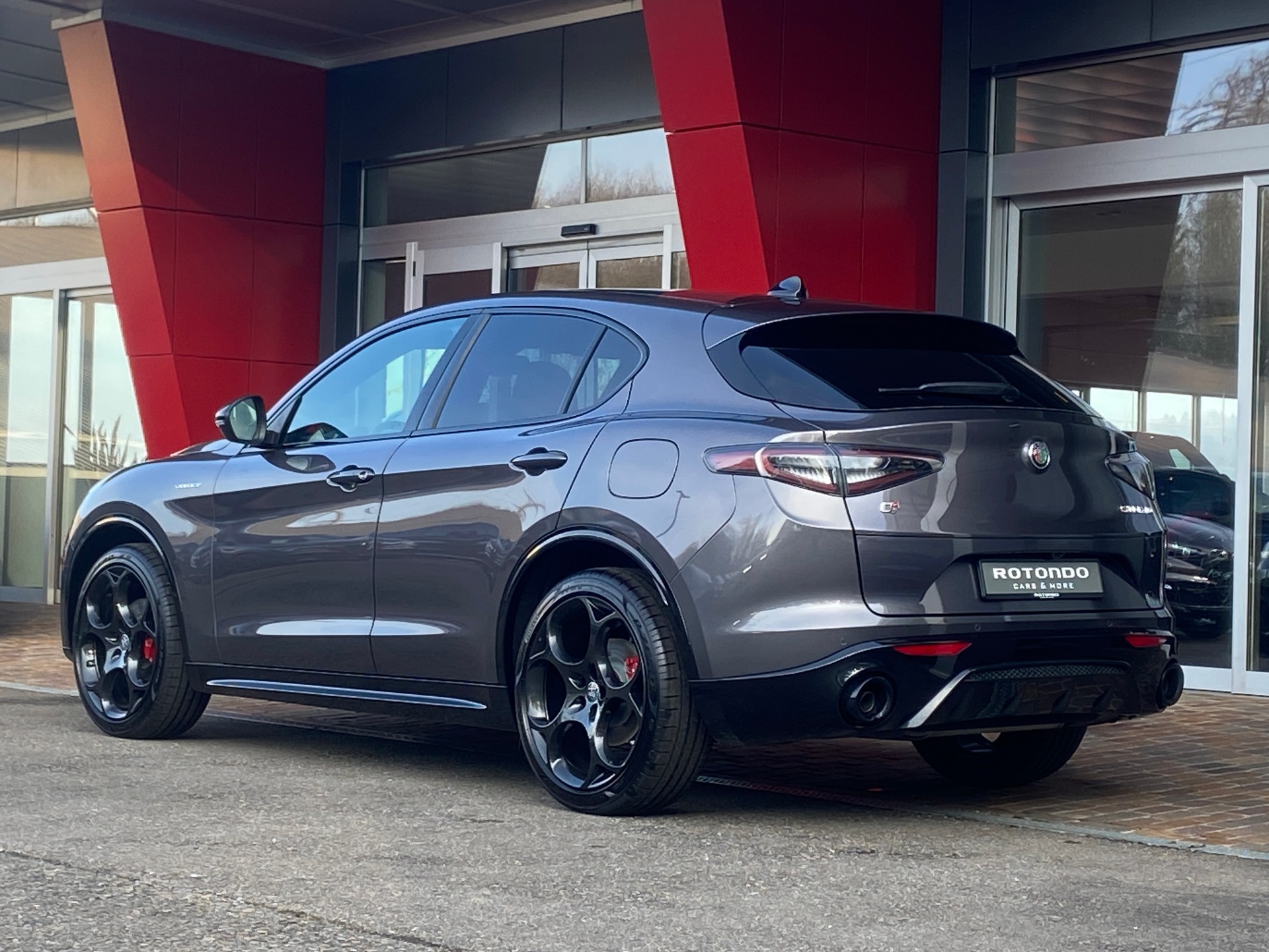 ALFA ROMEO Stelvio 2.0 Veloce Pack Premium Sky Q4 AT8-image-9