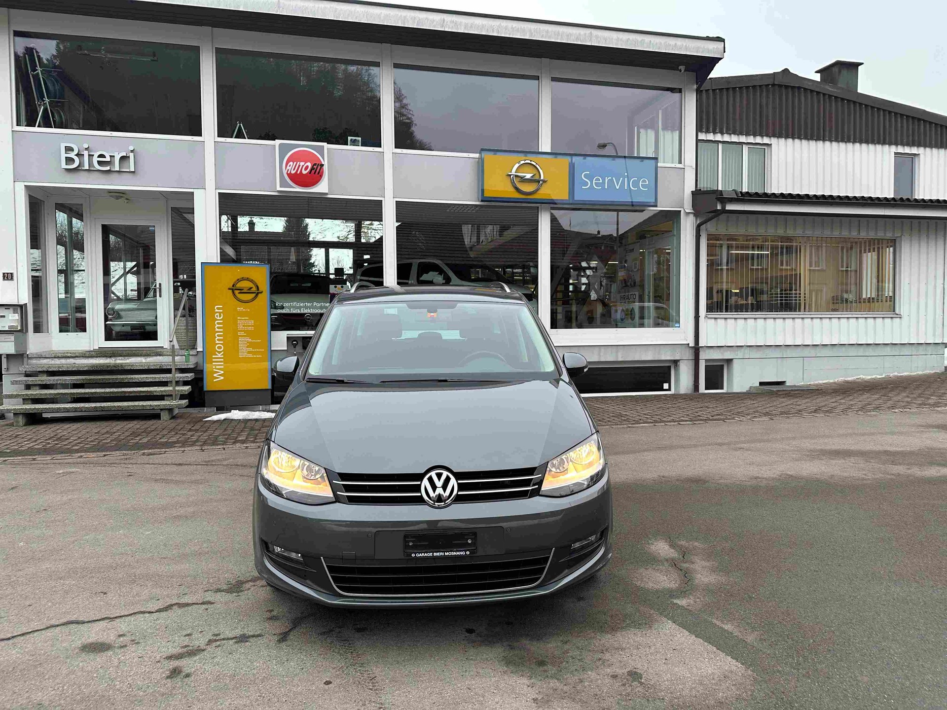 VW Sharan 2.0 TDI BlueMTA Cup 4m-showroom-element-1