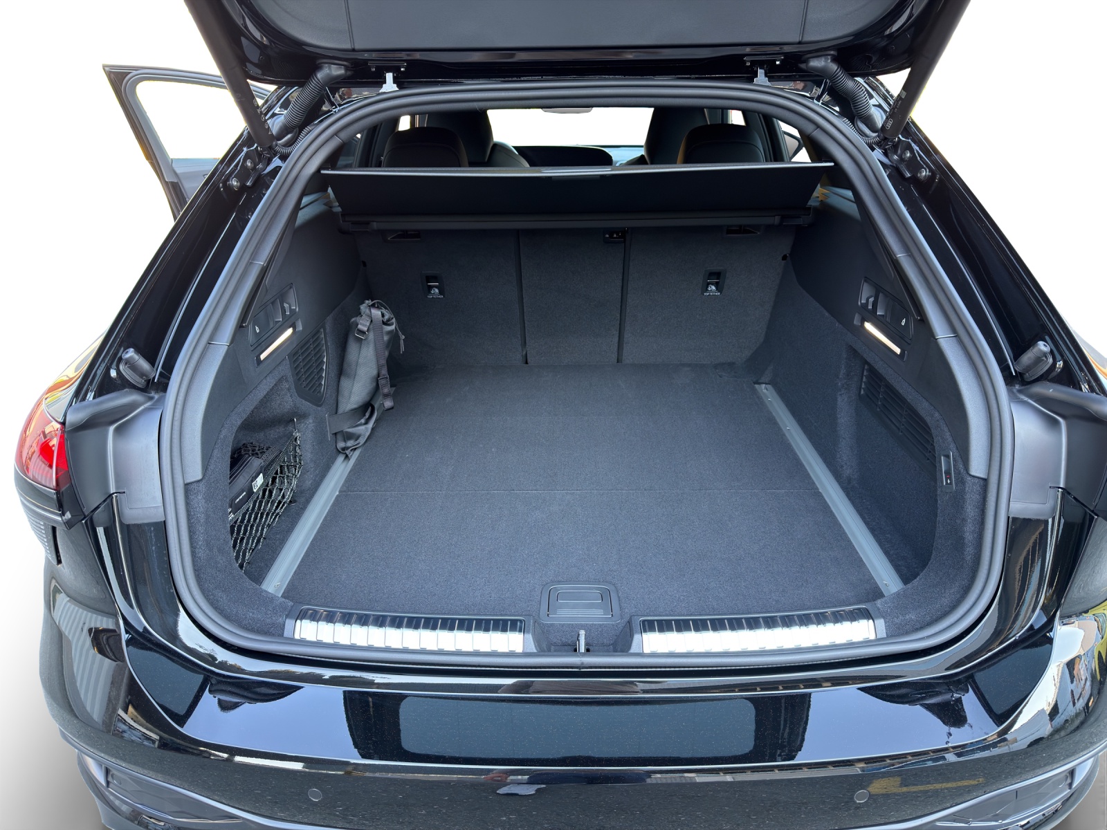 AUDI A6 Avant TDI quattro 150 kW S tronic-image-12