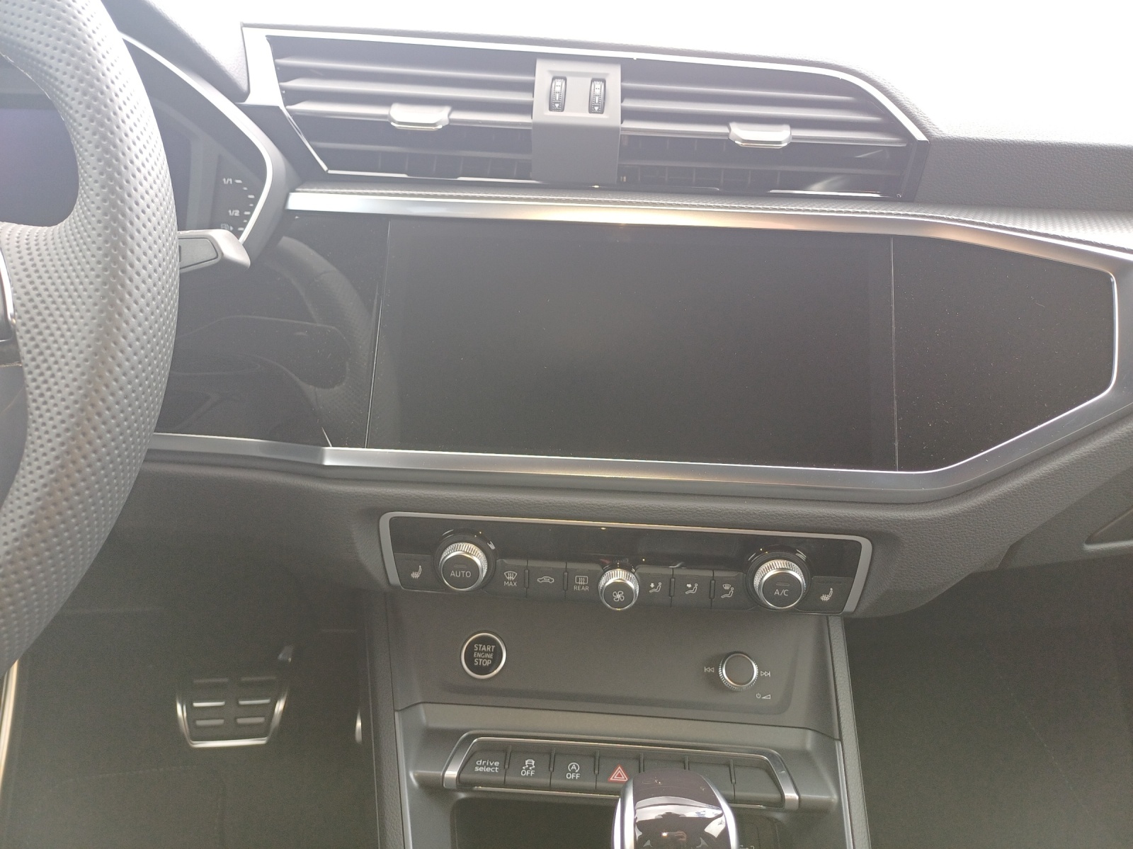 AUDI Q3 Sportback 35 TFSI S line Attraction S-tronic-image-10