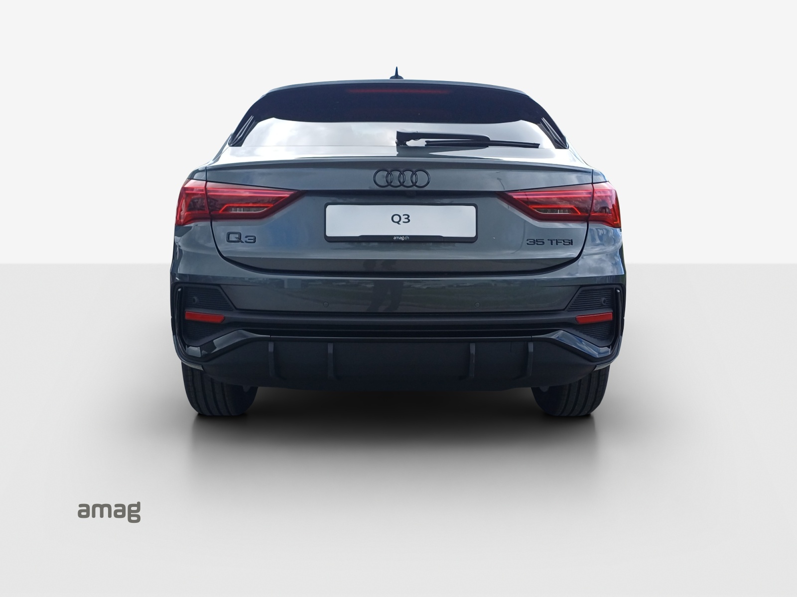 AUDI Q3 Sportback 35 TFSI S line Attraction S-tronic-image-3