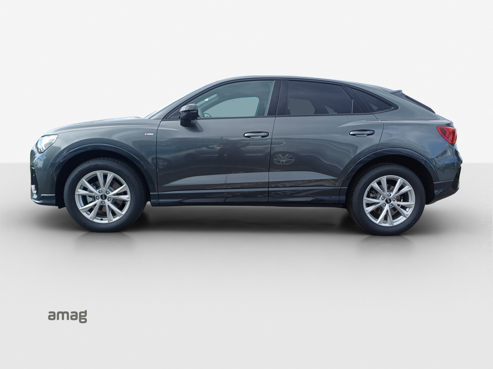 AUDI Q3 Sportback 35 TFSI S line Attraction S-tronic-image-1