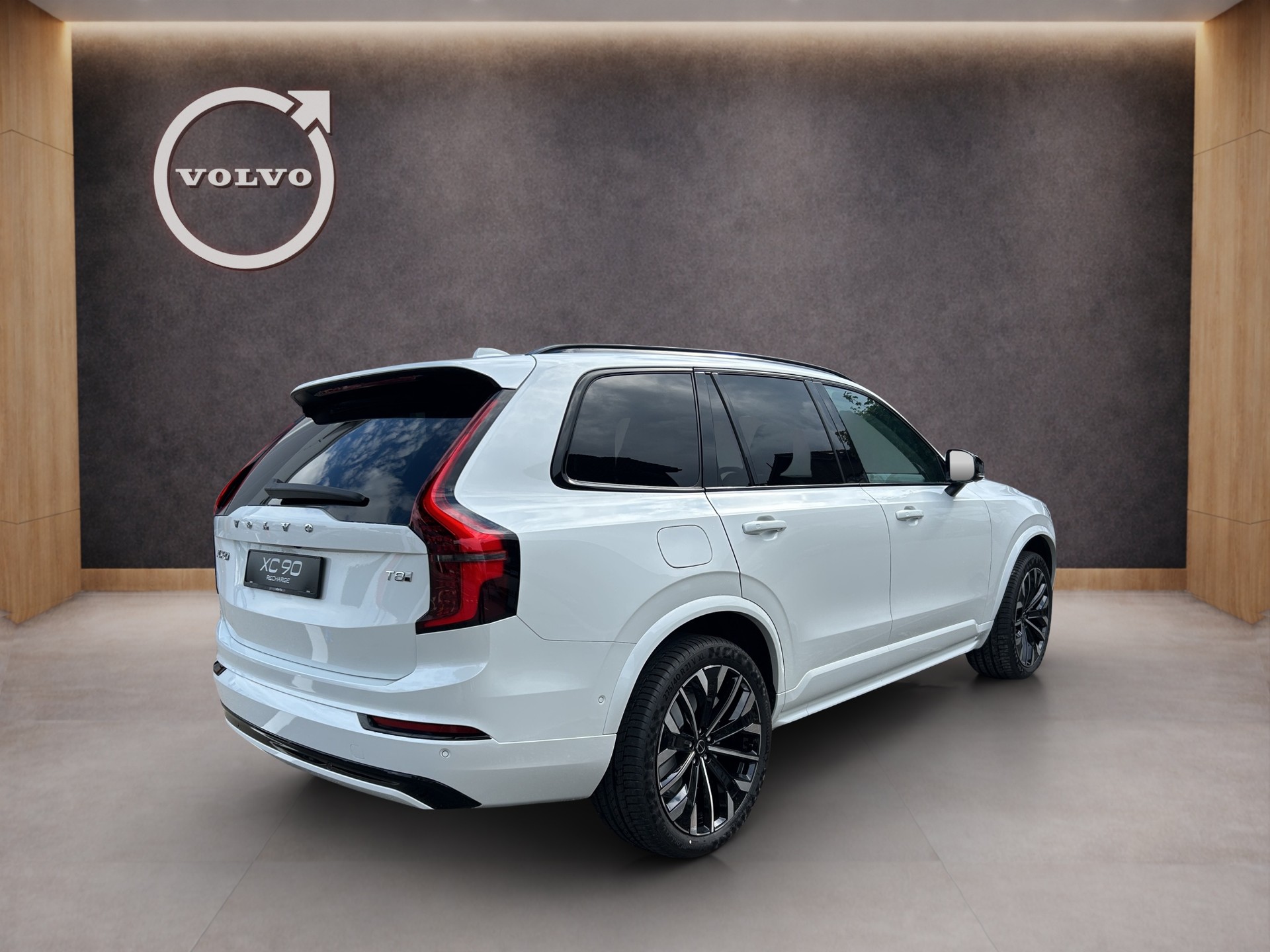 VOLVO XC90 2.0 T8 TE Plus Dark eAWD-image-6