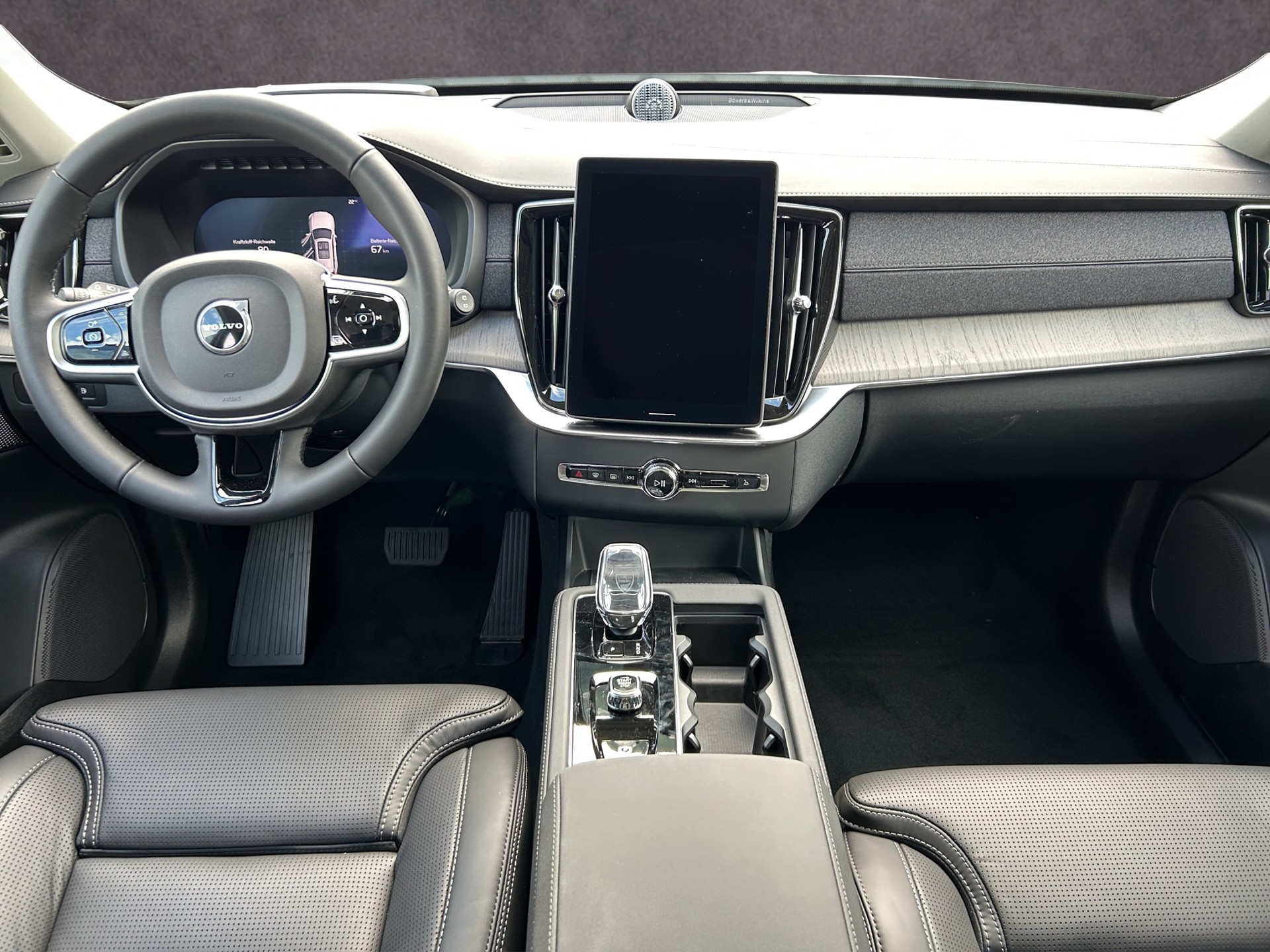 VOLVO XC90 2.0 T8 TE Plus Dark eAWD-image-10