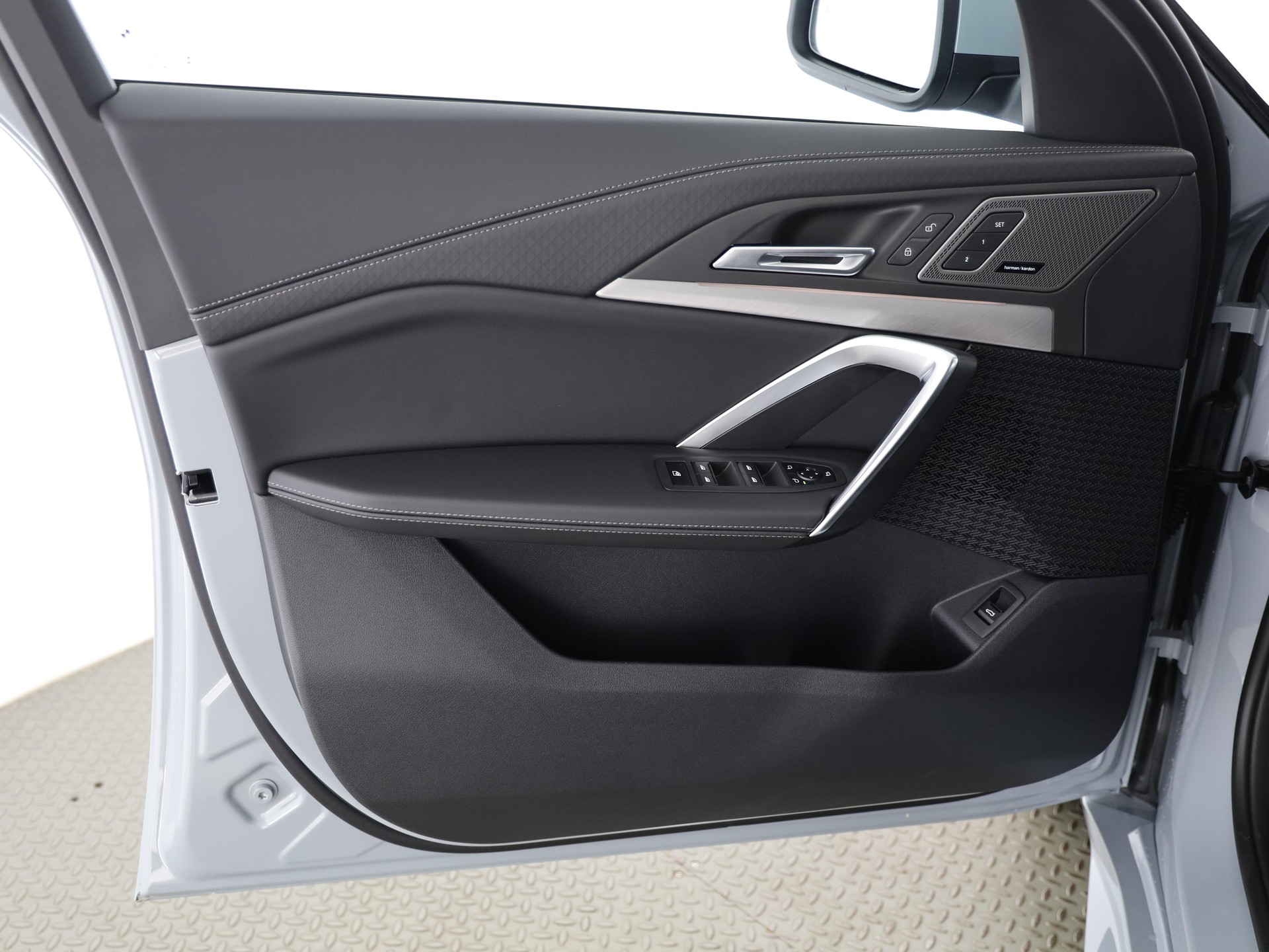 BMW X2 20d xDrive-image-8