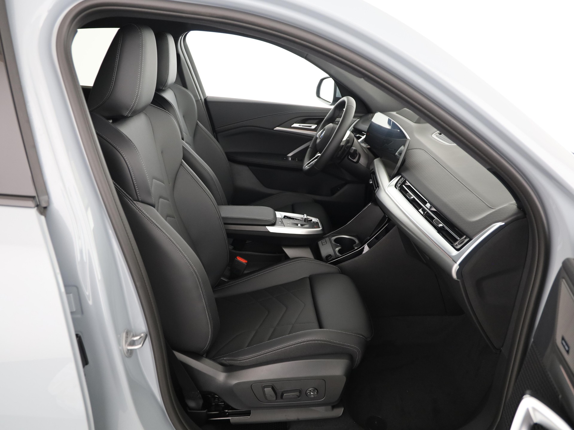BMW X2 20d xDrive-image-13