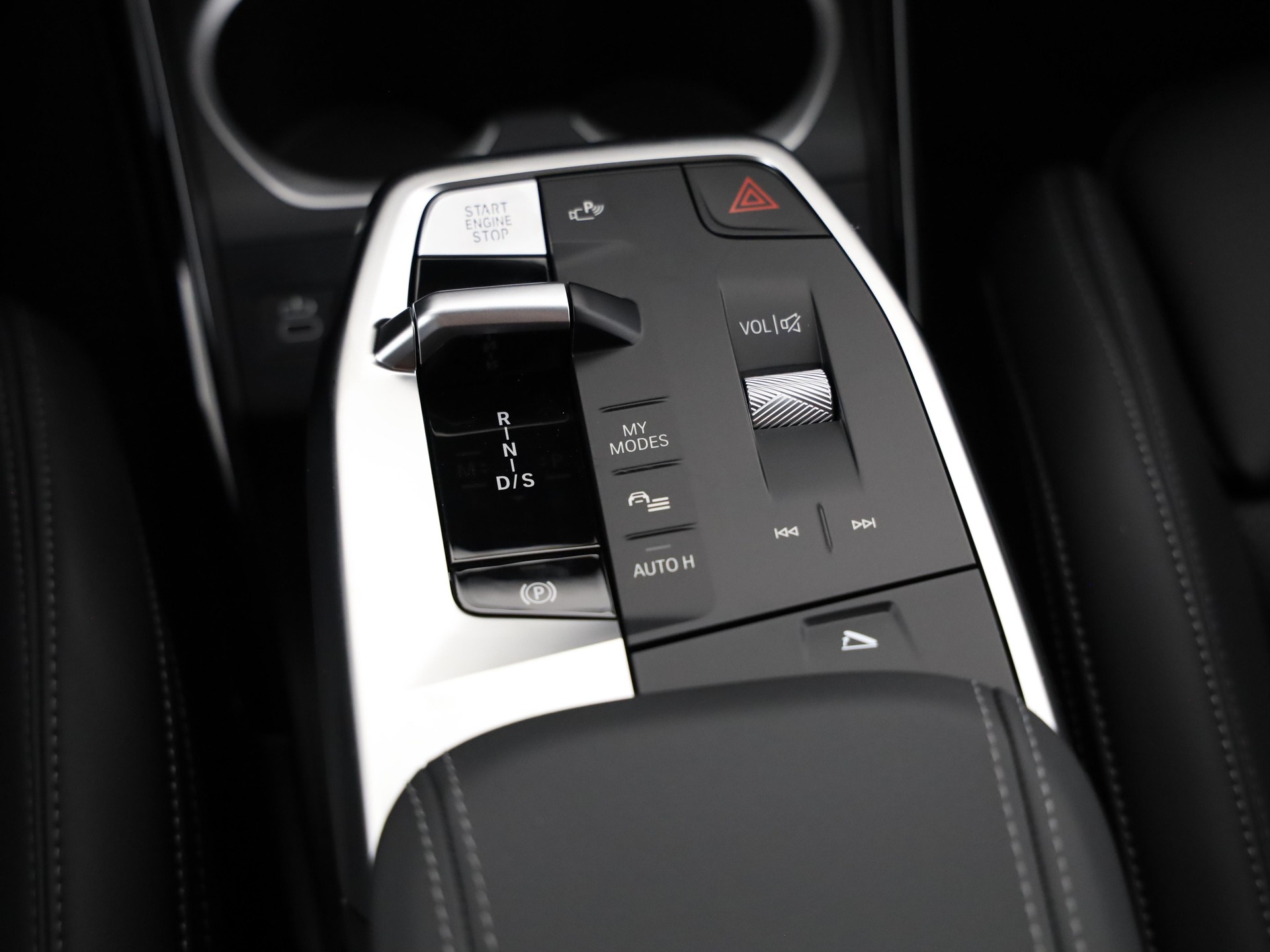 BMW X2 20d xDrive-image-16