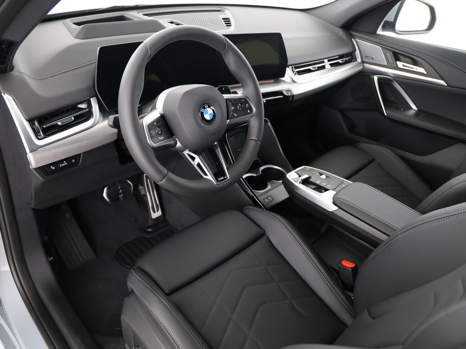 BMW X2 20d xDrive-image-11