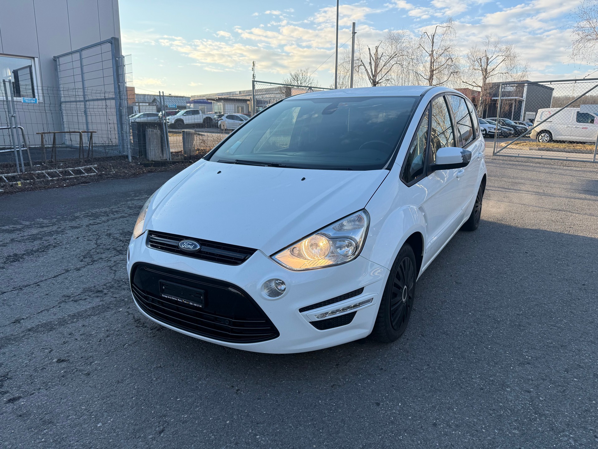 FORD S-Max 1.6 SCTi Titanium