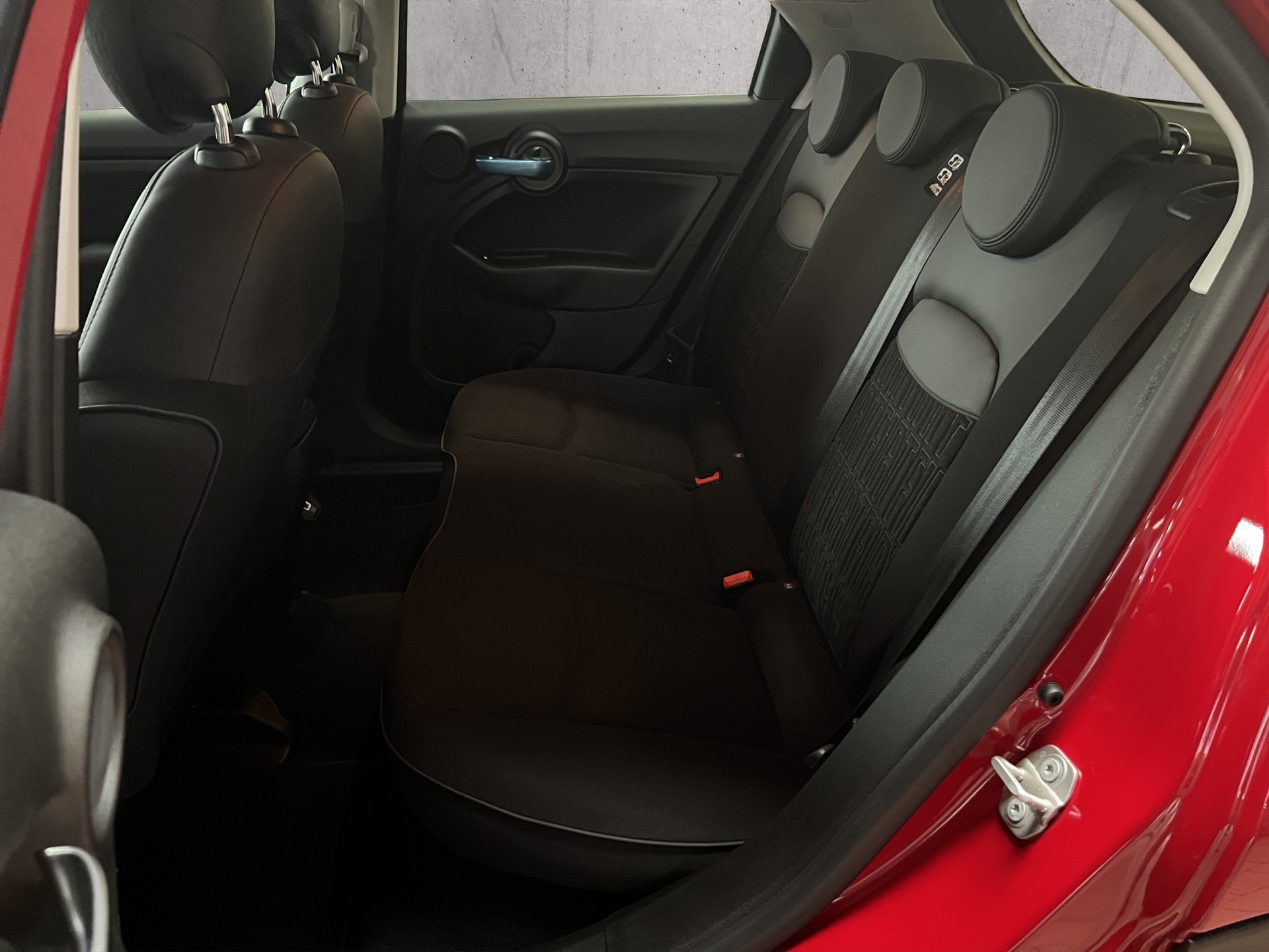 FIAT 500X 1.5 Hybrid 130cv Dolcevita Swiss E-image-11