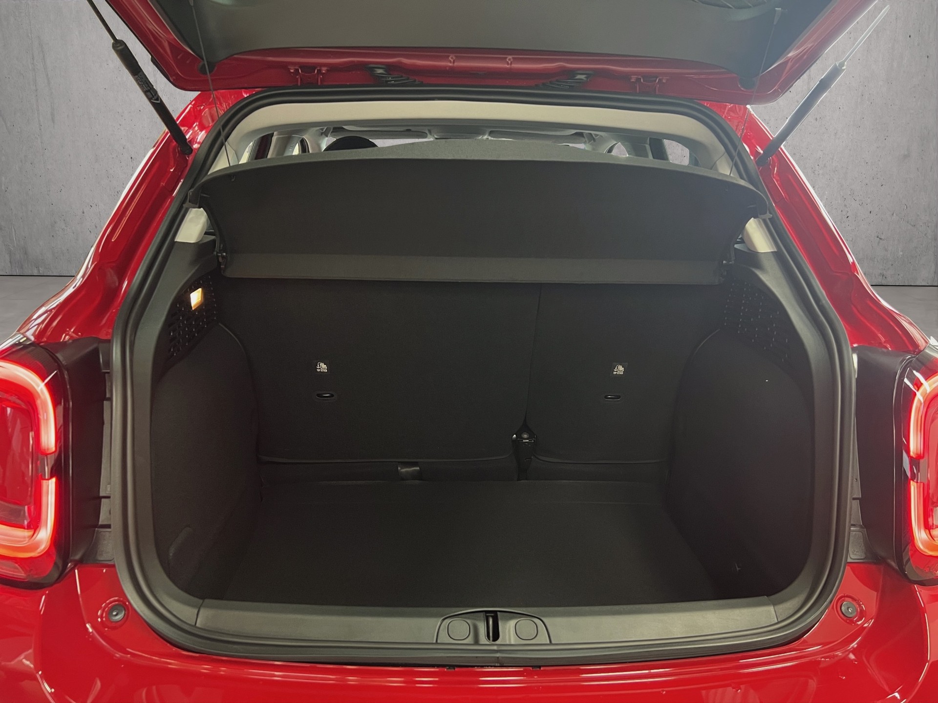 FIAT 500X 1.5 Hybrid 130cv Dolcevita Swiss E-image-13
